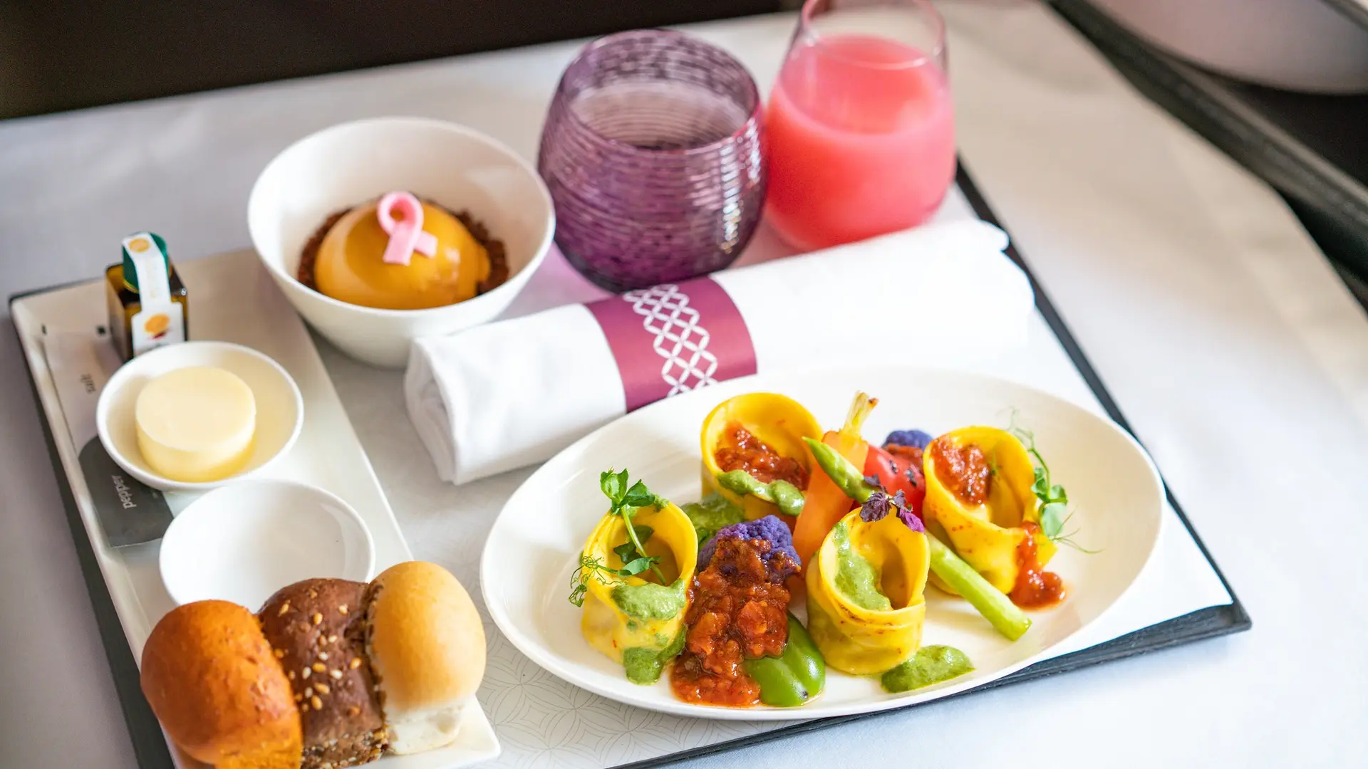 Airline review Cuisine - Qatar Airways - 6
