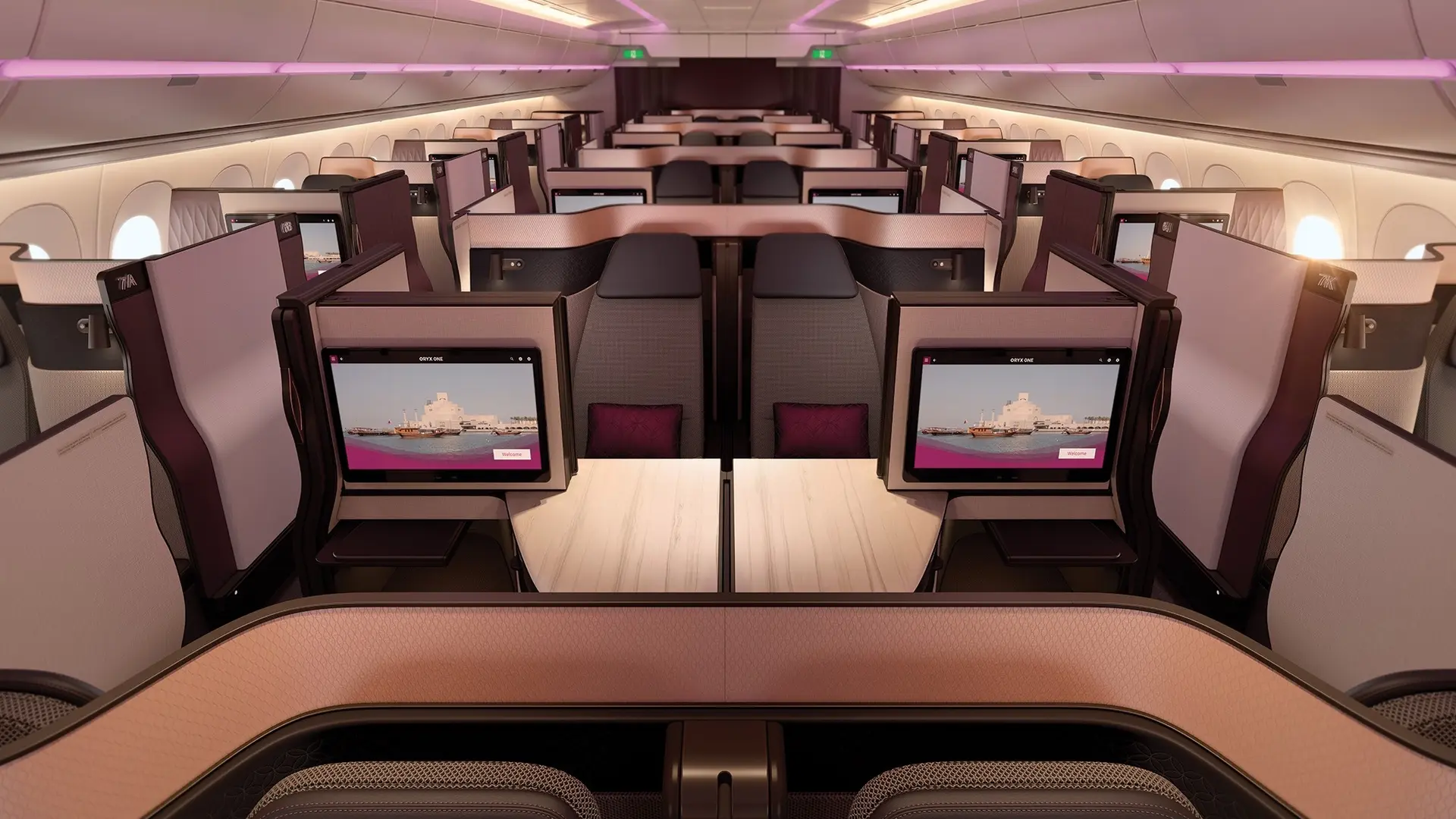 Airline review Cabin & Seat - Qatar Airways - 1