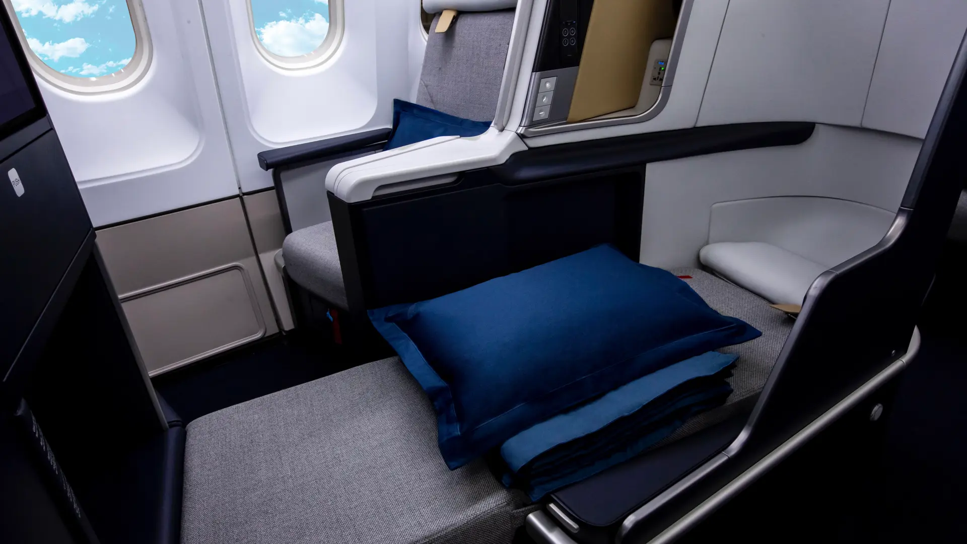 Airline review Cabin & Seat - Air France - 7