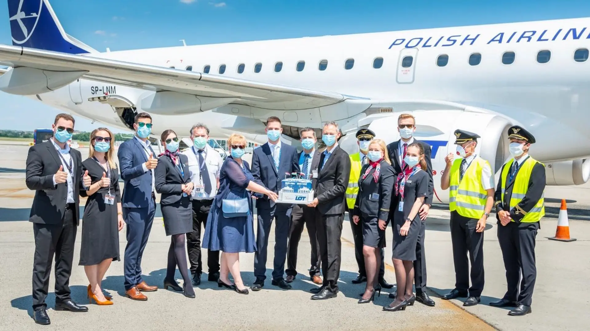 Airline review Sustainability - LOT - Polish Airlines - 1