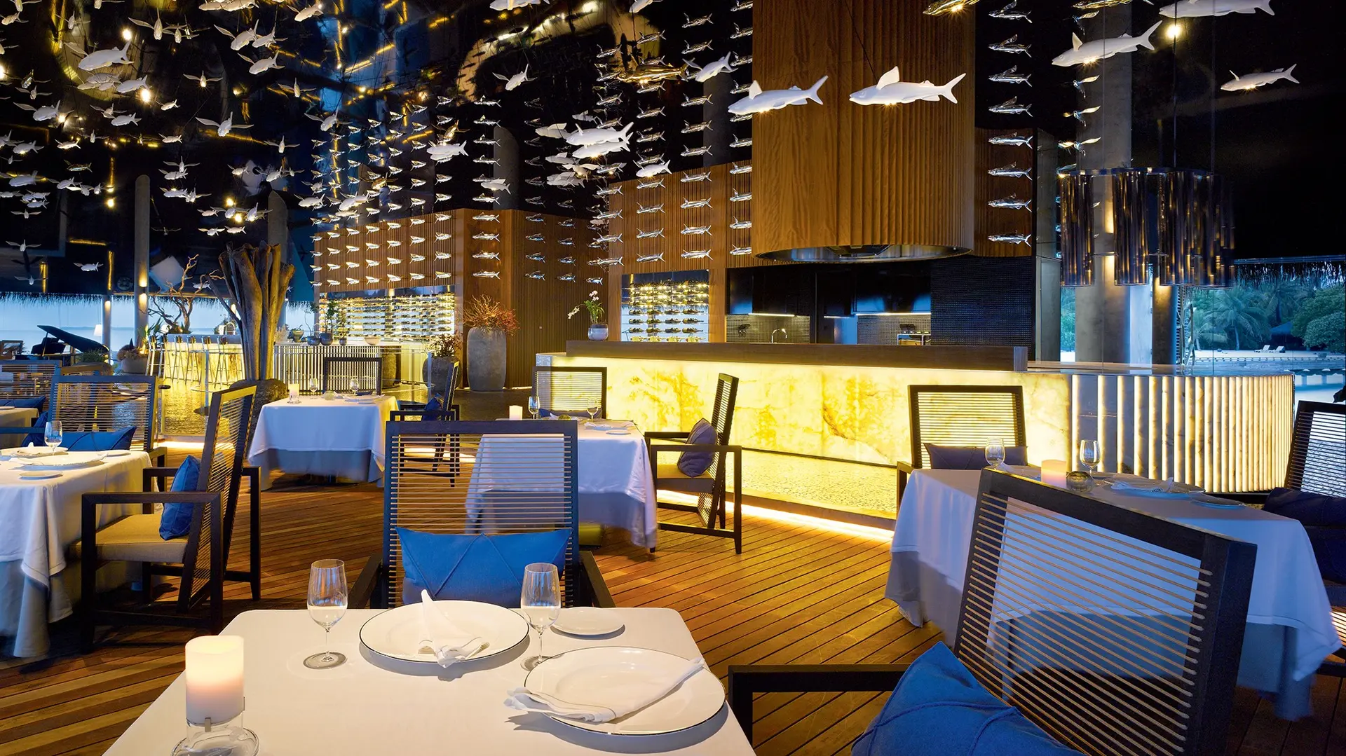 Hotel review Restaurants & Bars' - Velaa Private Island - 0