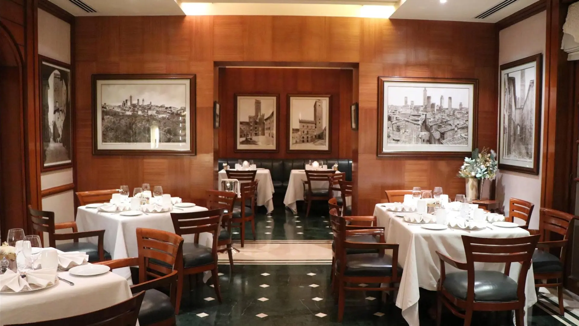 Hotel review Restaurants & Bars' - The Imperial, New Delhi - 5
