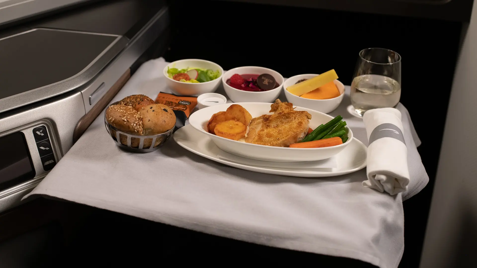 Airlines News - BA takes British gastro pub concept into the skies