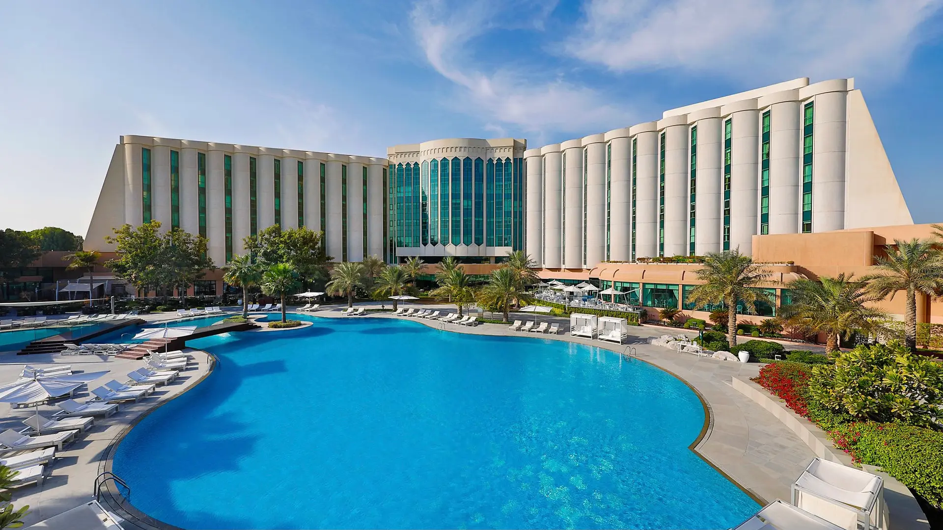 Hotel review Location' - The Ritz-Carlton, Bahrain - 3