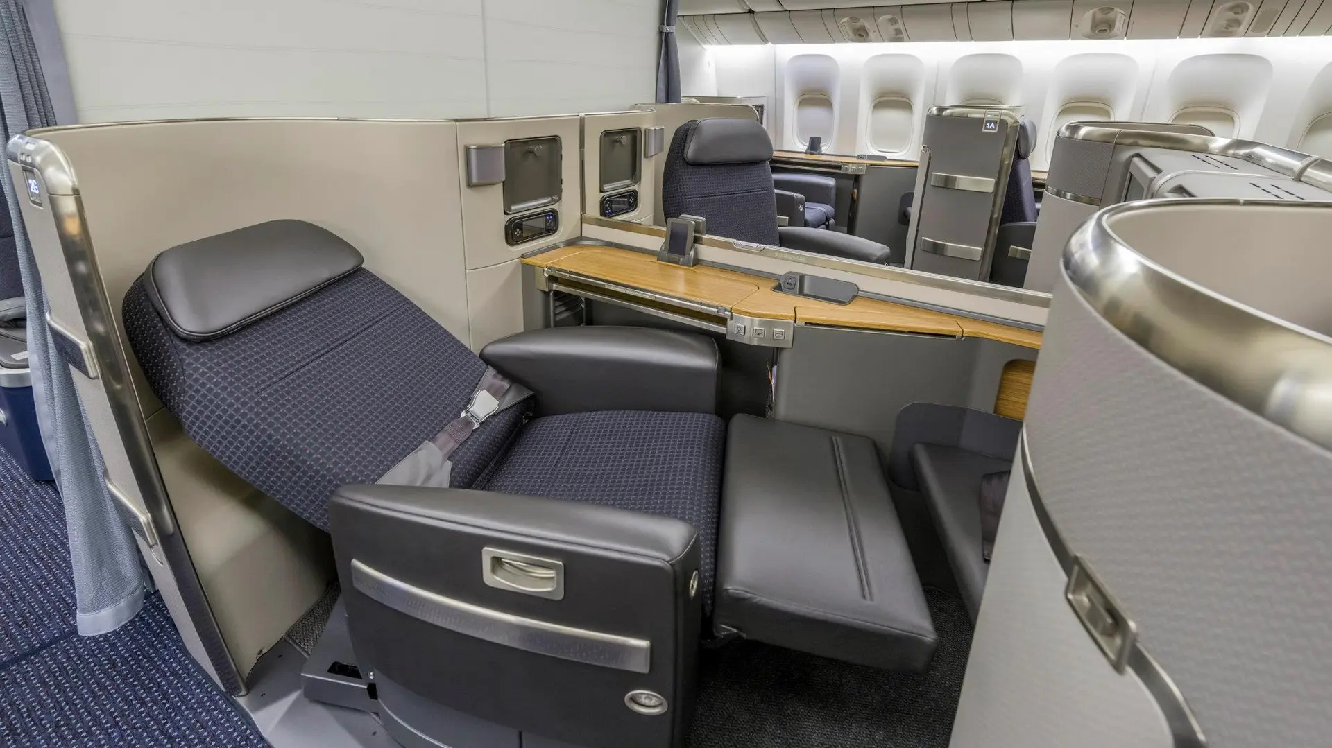 Airline review Cabin & Seat - American Airlines - 5