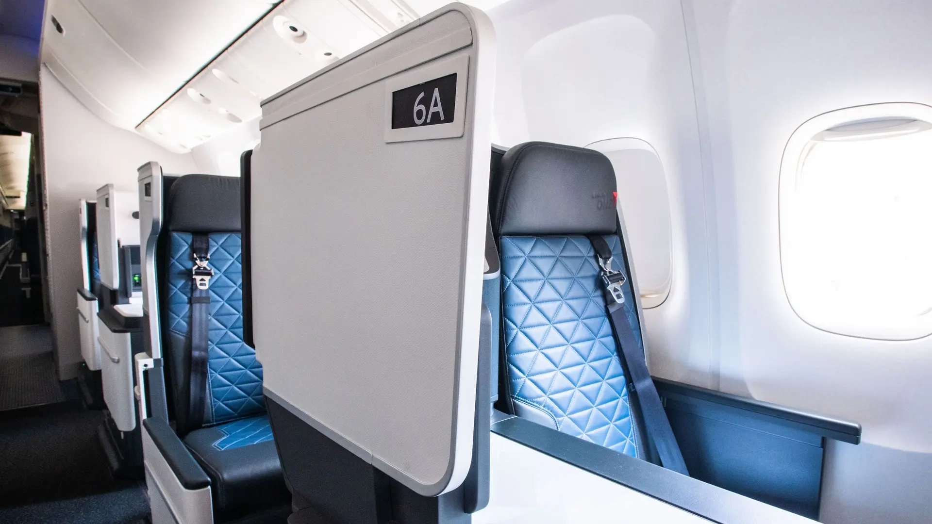 Airline review Cabin & Seat - Delta - 10