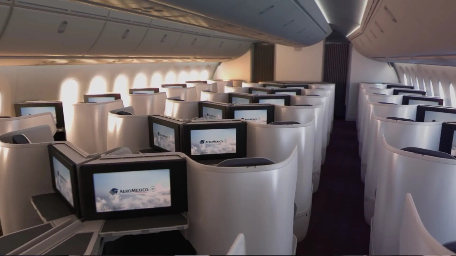 Airline review Cabin & Seat - Aeromexico - 0