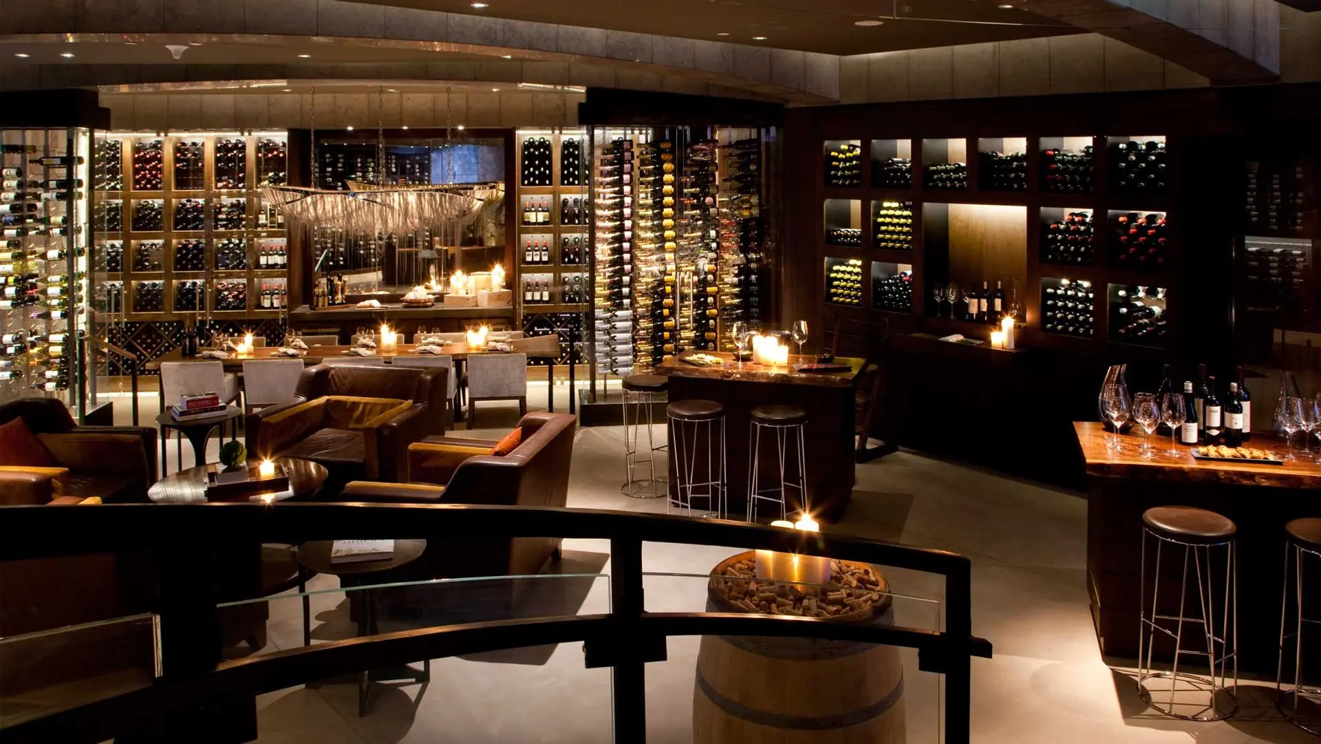 Hotel review Restaurants & Bars' - Rosewood Abu Dhabi - 2