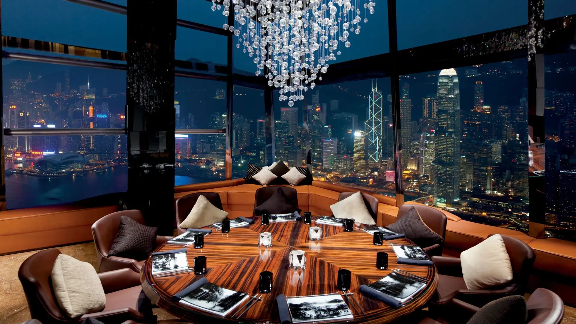 Hotel review Restaurants & Bars' - The Ritz-Carlton Hong Kong - 3