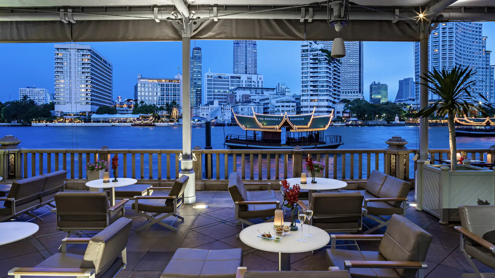 Hotel review Restaurants & Bars' - The Peninsula Bangkok - 5