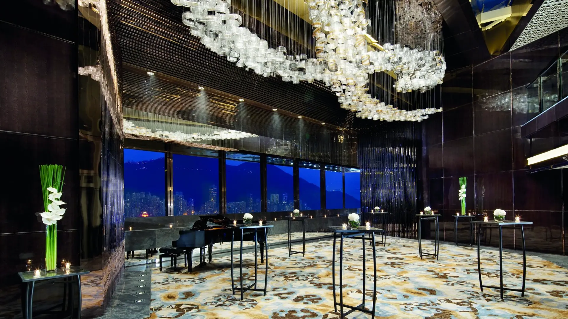 Hotel review Style' - The Ritz-Carlton Hong Kong - 0
