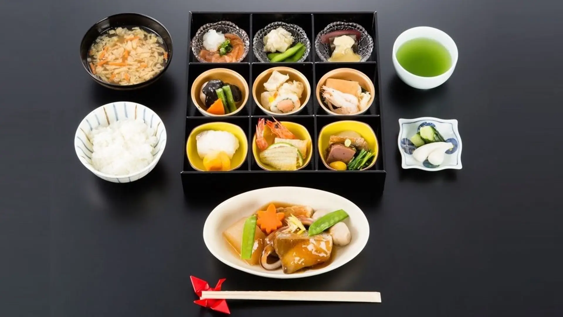 Airline review Cuisine - Japan Airlines - 1