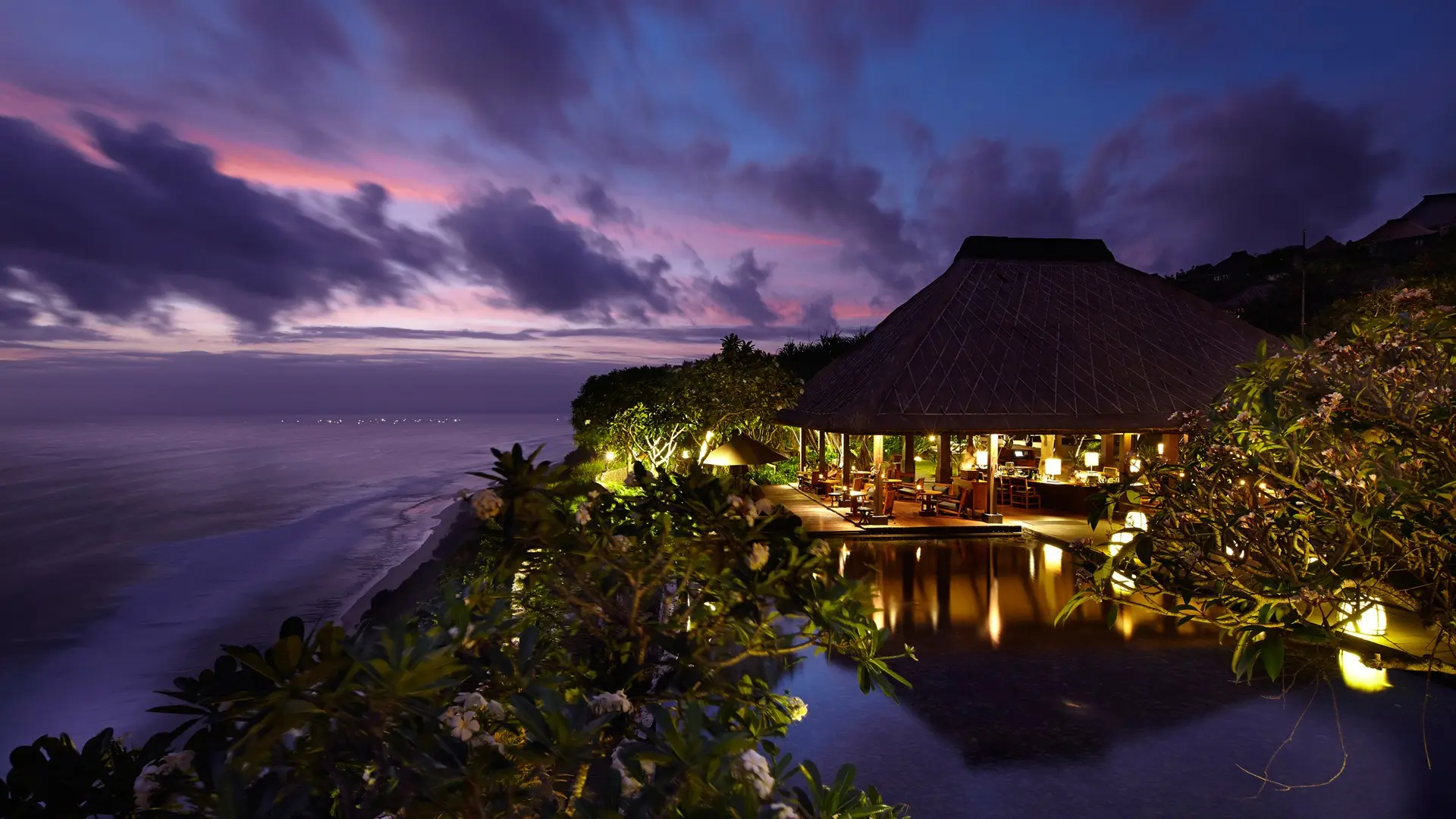 Hotel review Restaurants & Bars' - Bulgari Resort Bali - 2