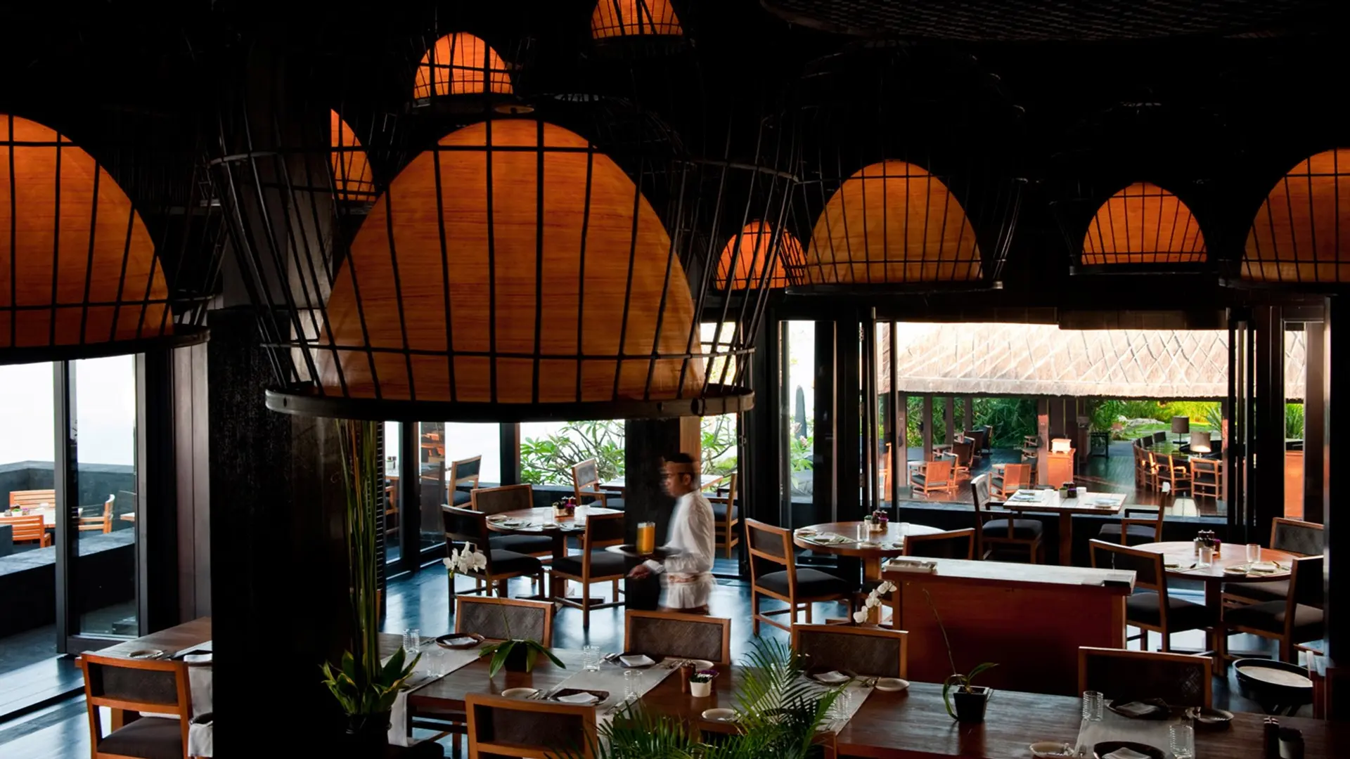 Hotel review Restaurants & Bars' - Bulgari Resort Bali - 3