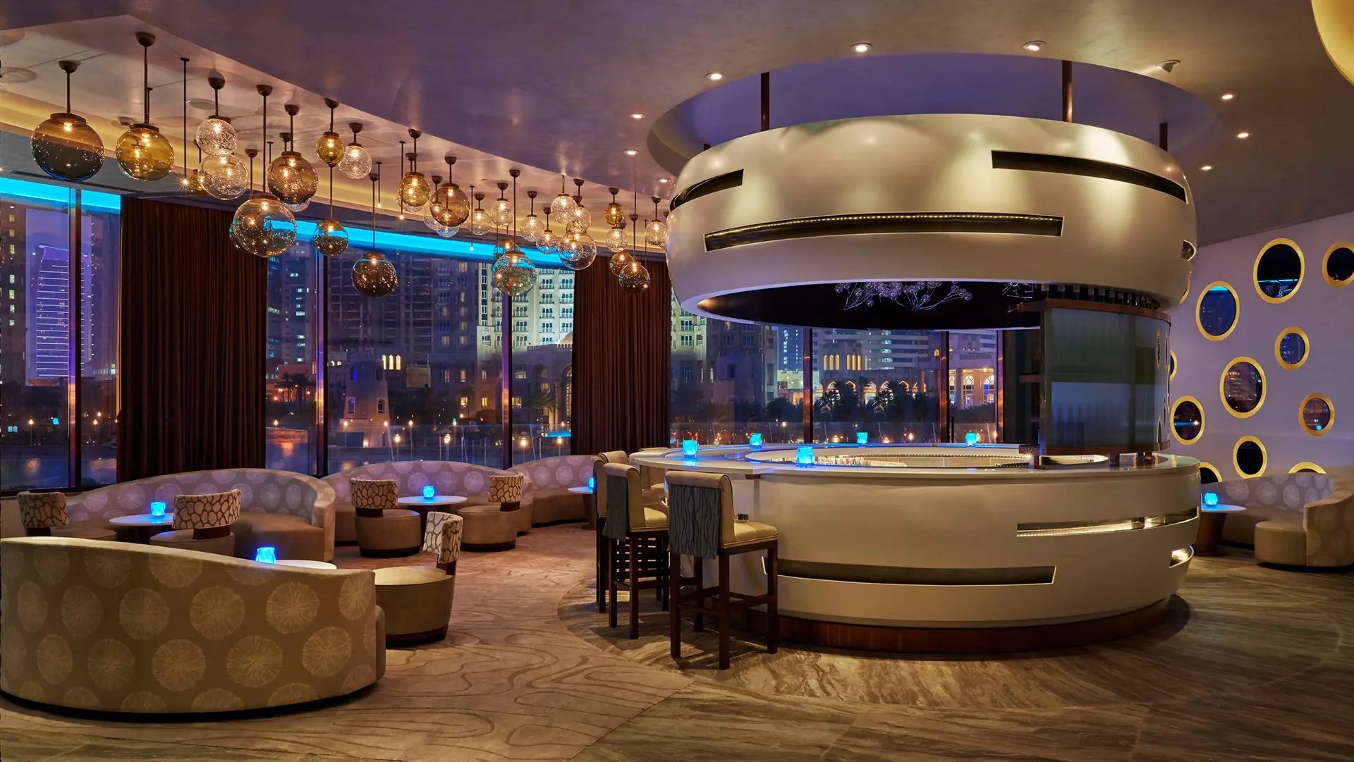 Hotel review Restaurants & Bars' - Four Seasons Hotel Doha - 3