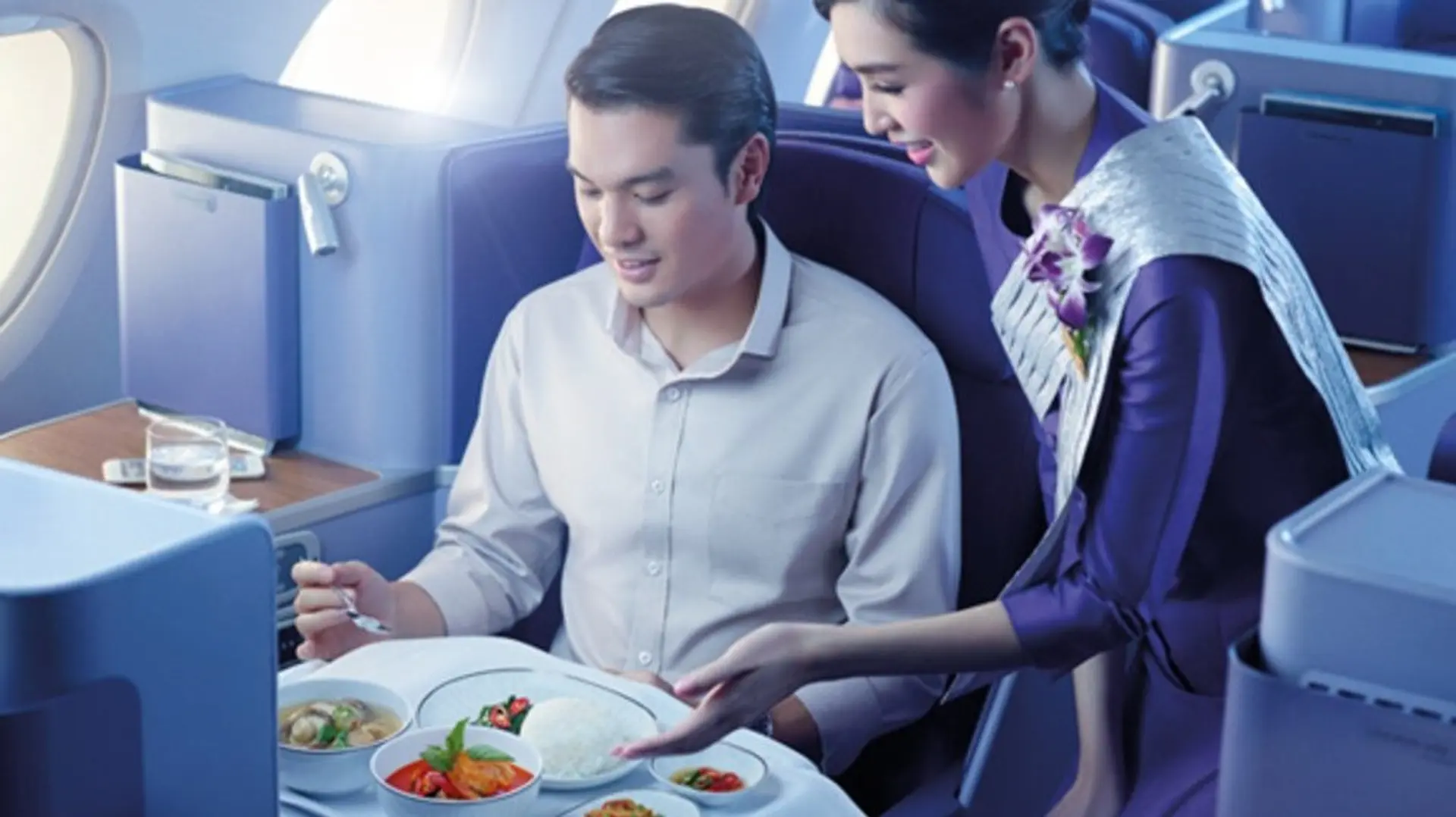 Airline review Cuisine - Thai Airways - 0