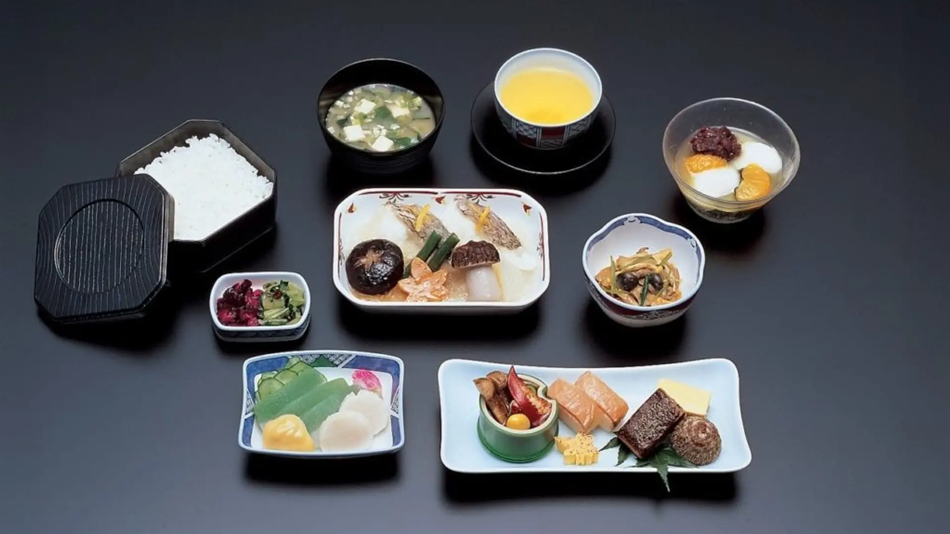 Airline review Cuisine - Japan Airlines - 3