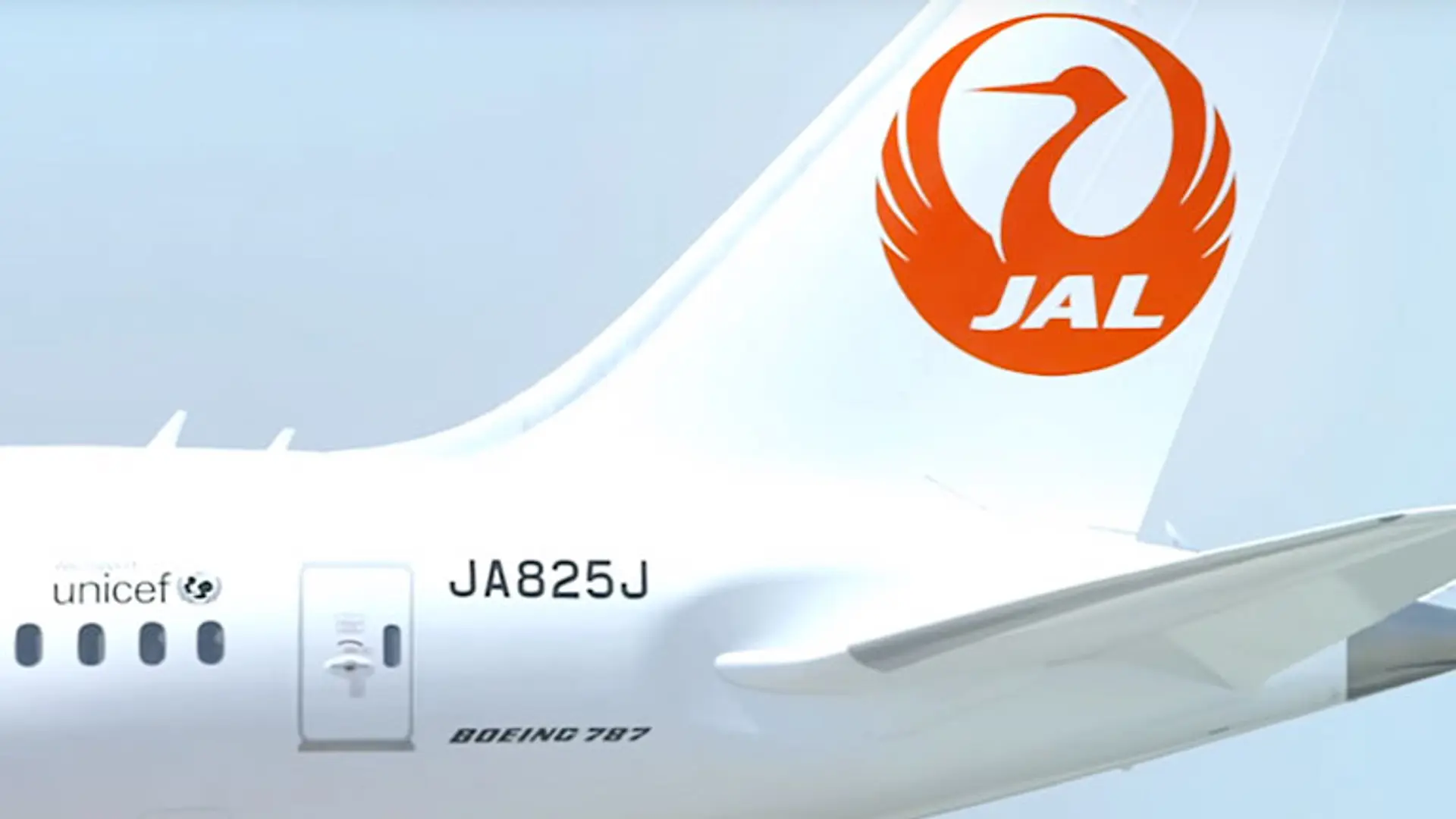 Airline review Sustainability - Japan Airlines - 0