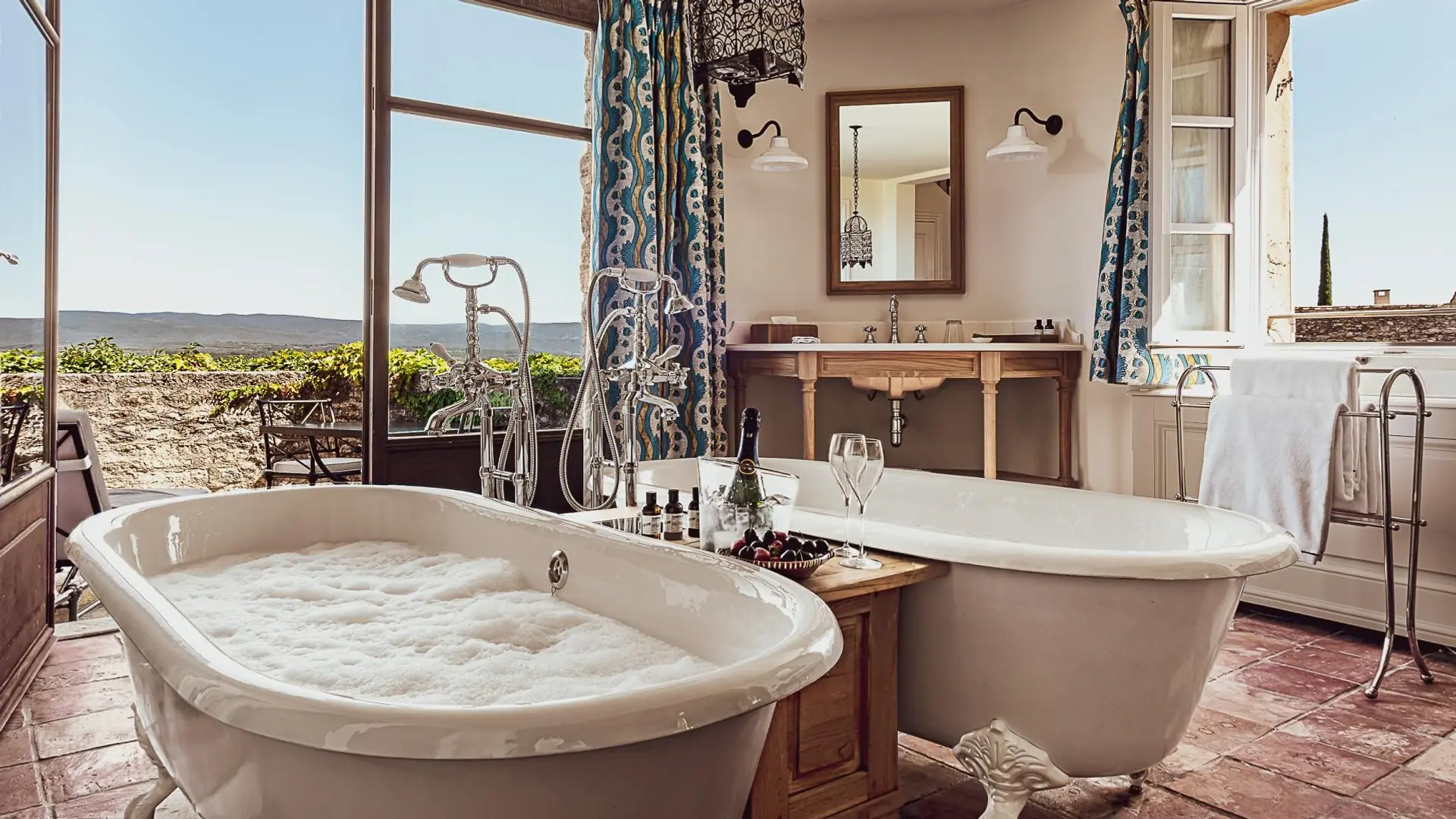 Hotel review Accommodation' - Hôtel Crillon le Brave - Provence - 1