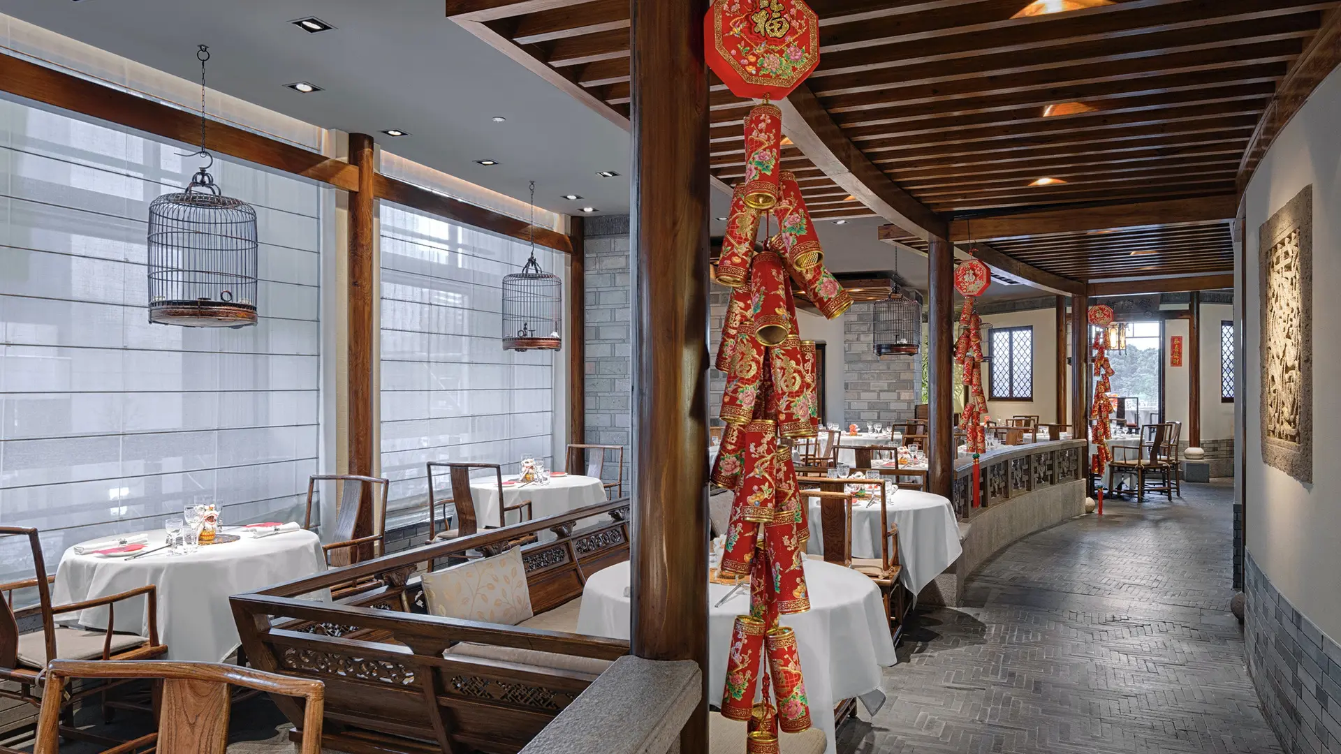 Hotel review Restaurants & Bars' - The Peninsula Tokyo - 0