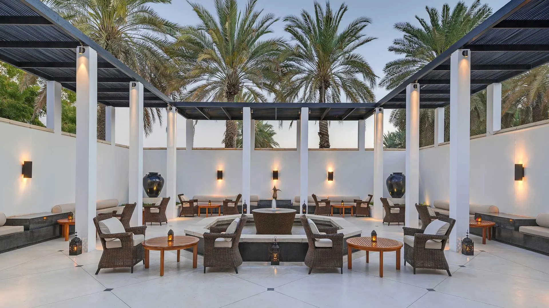 Hotel review Restaurants & Bars' - The Chedi Muscat - 1