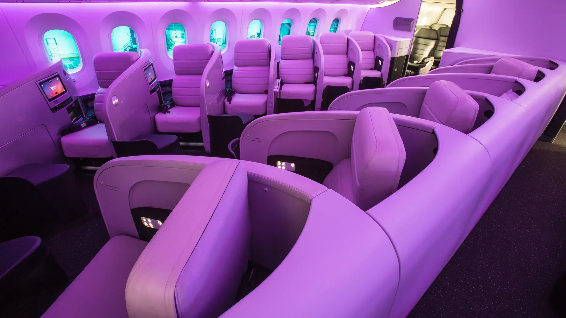 Airline review Cabin & Seat - Air New Zealand - 6