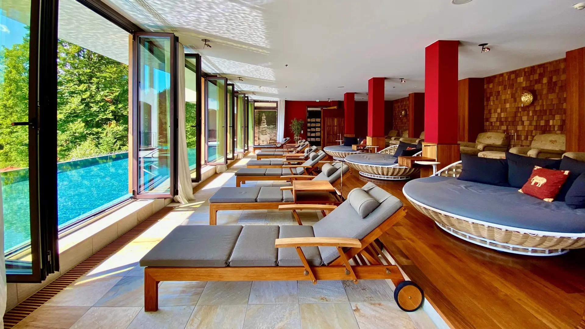 Hotel review Service & Facilities' - Schloss Elmau Luxury Spa Retreat & Cultural Hideaway - 3