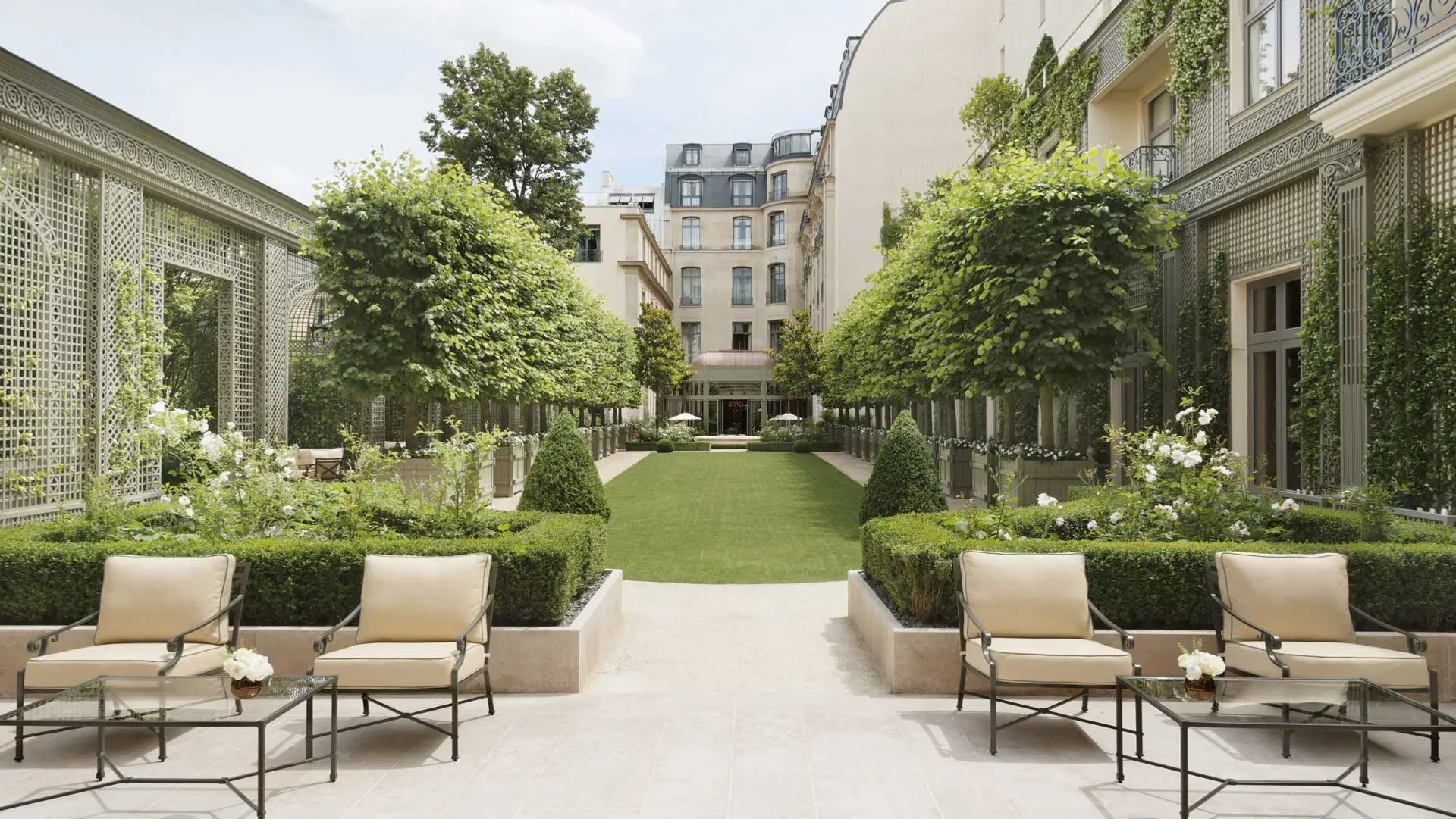 Hotel review Service & Facilities' - Ritz Paris - 3