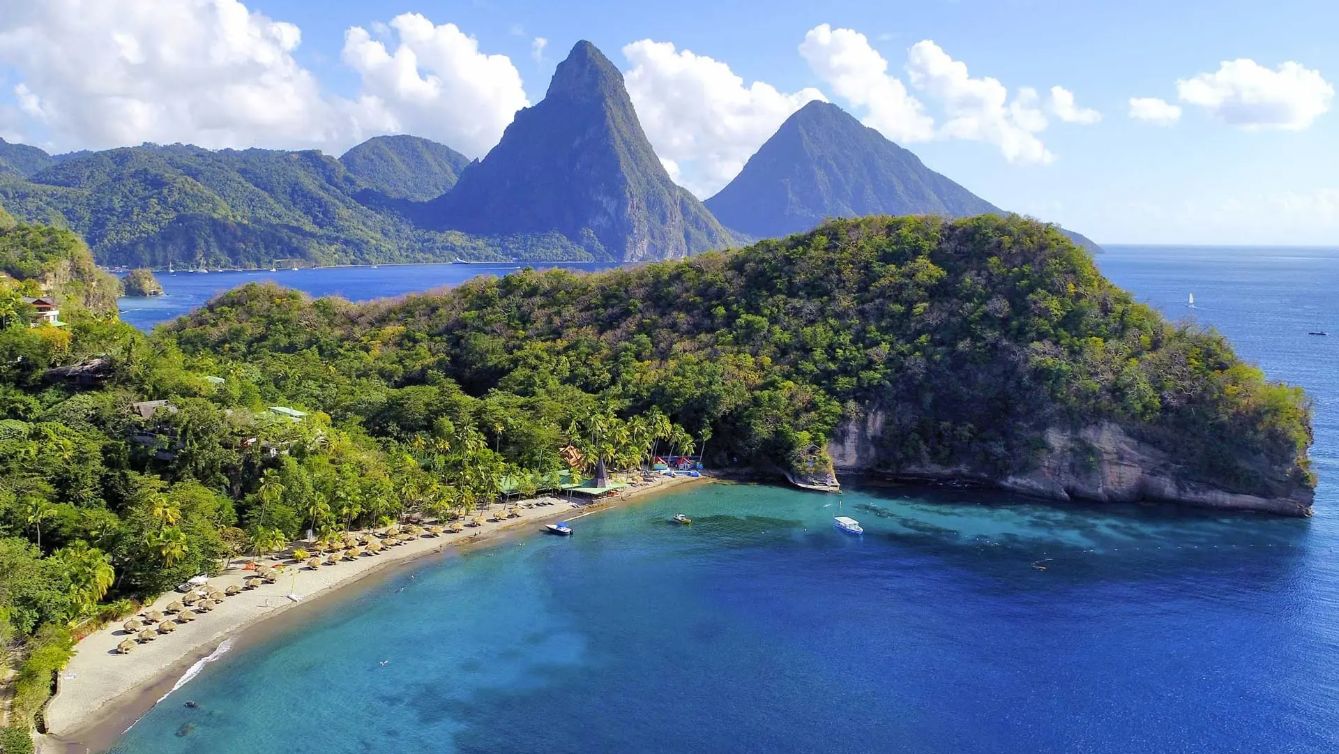 Hotel review Location' - Jade Mountain - 4