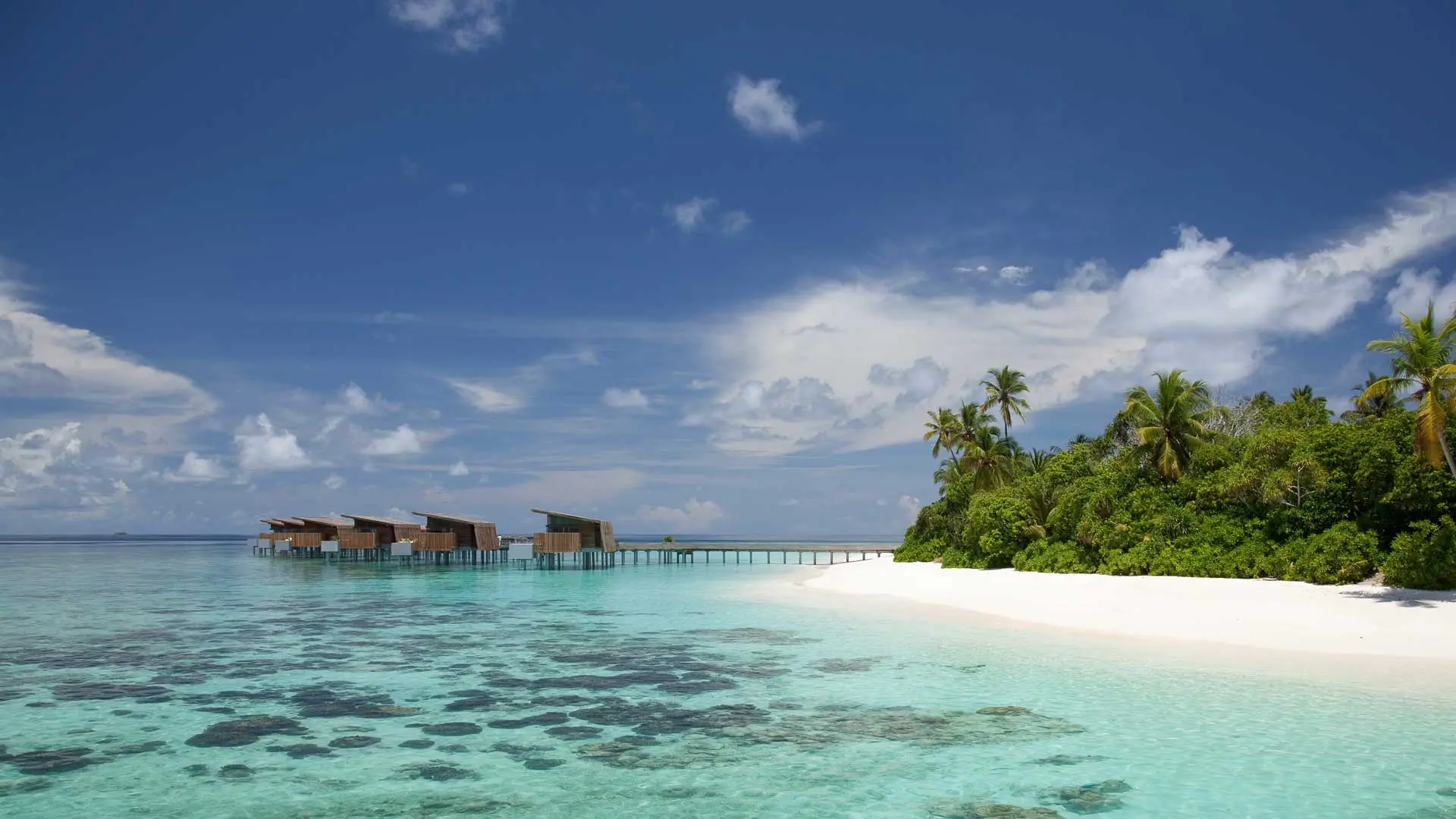 Hotel review Location' - Park Hyatt Maldives Hadahaa - 4