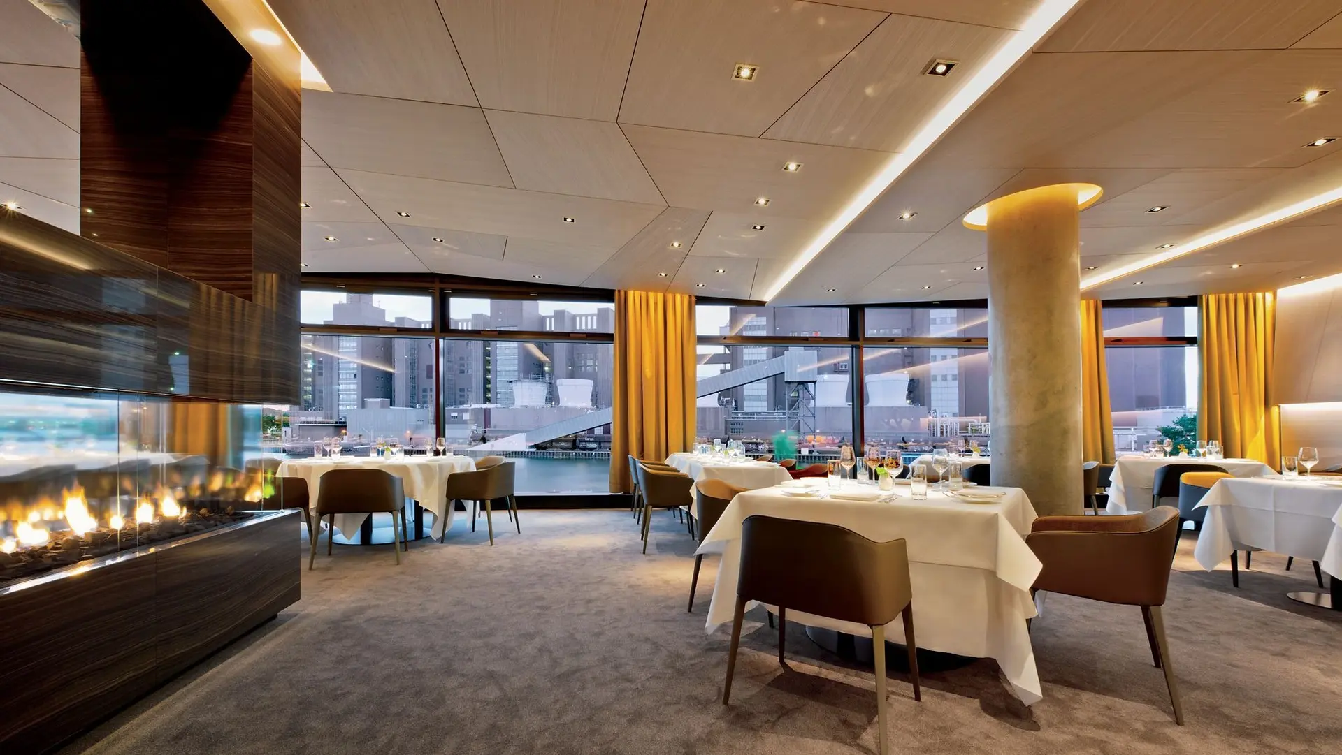 Hotel review Restaurants & Bars' - The Ritz-Carlton, Wolfsburg - 1