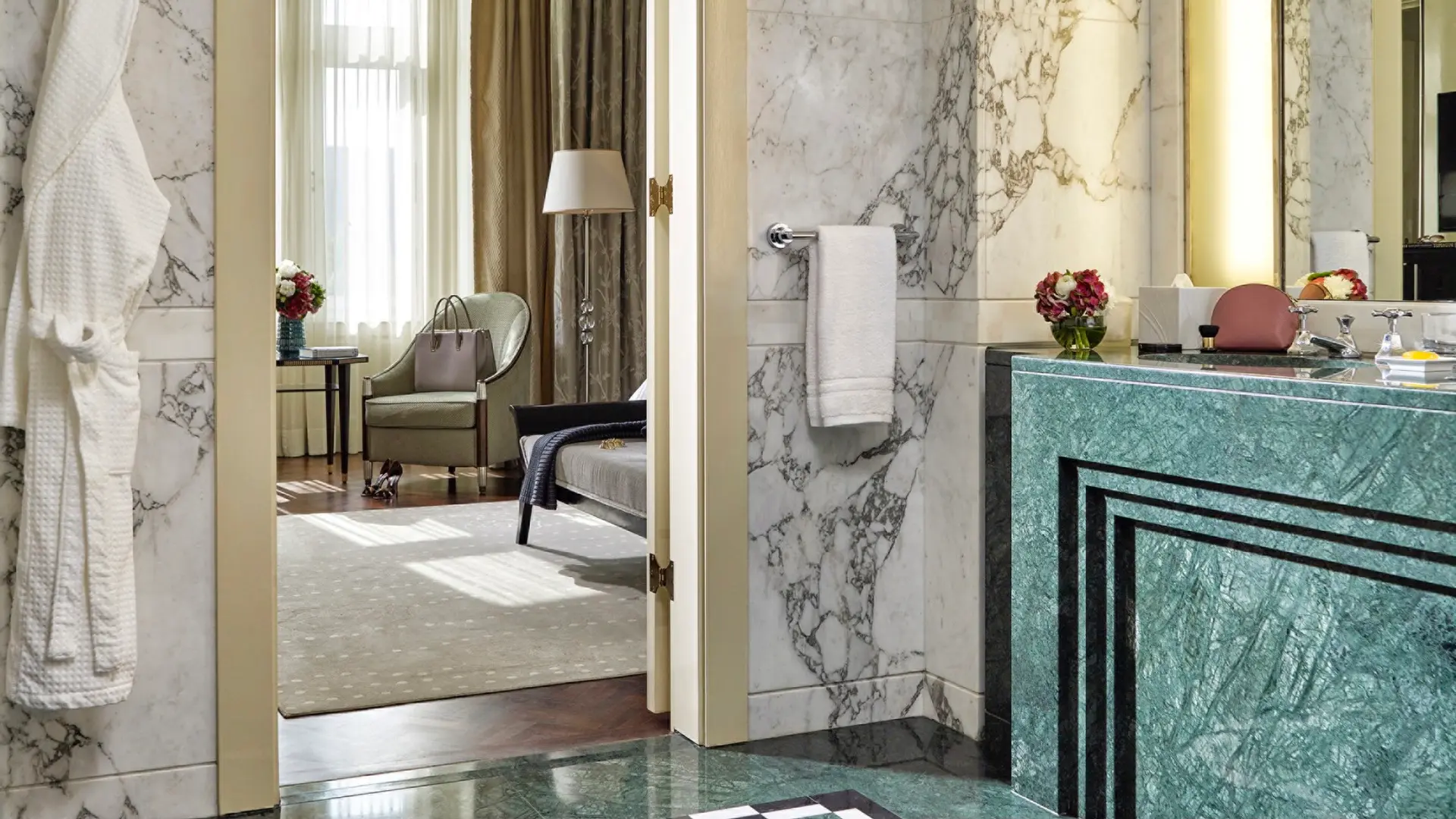 Hotel review Accommodation' - Four Seasons Hotel Gresham Palace Budapest - 2