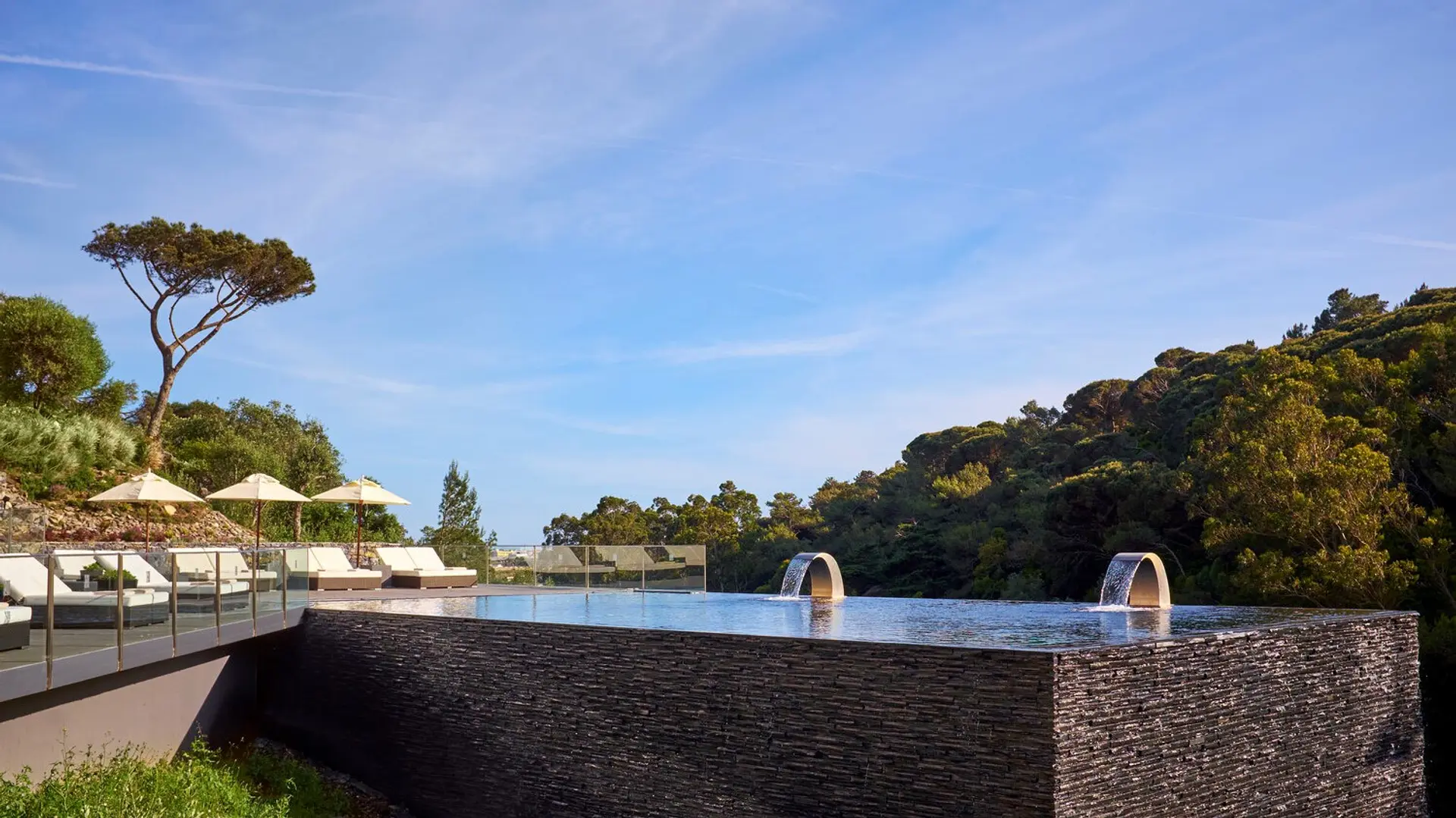 Hotel review Service & Facilities' - Penha Longa Golf Resort - 7