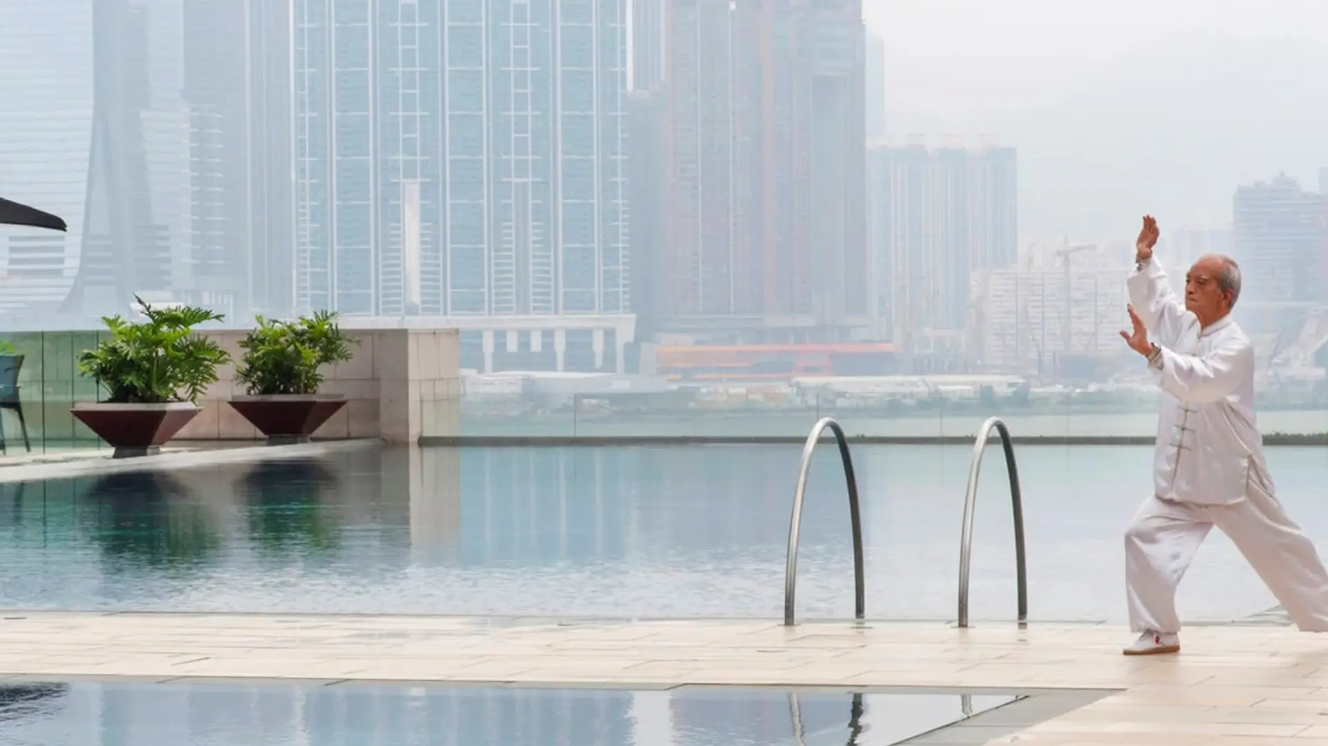 Hotel review Service & Facilities' - Four Seasons Hotel Hong Kong - 7