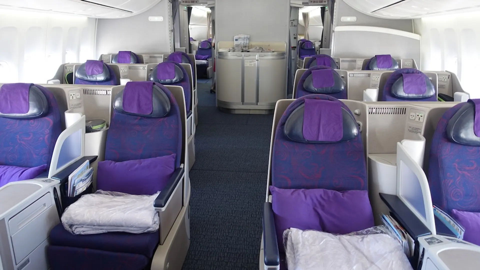 Airline review Cabin & Seat - Air China - 2
