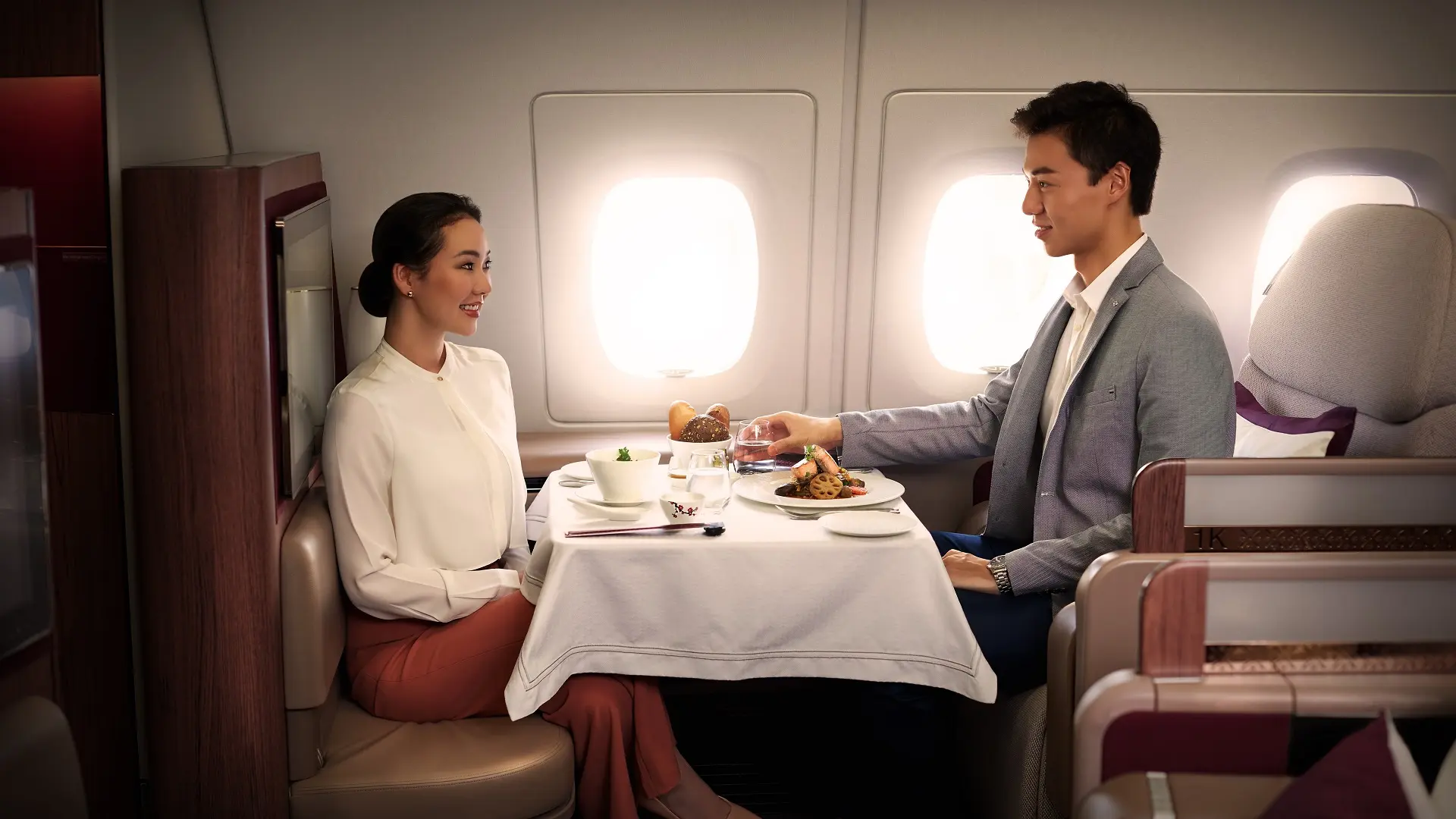 Airline review Cuisine - Qatar Airways - 0