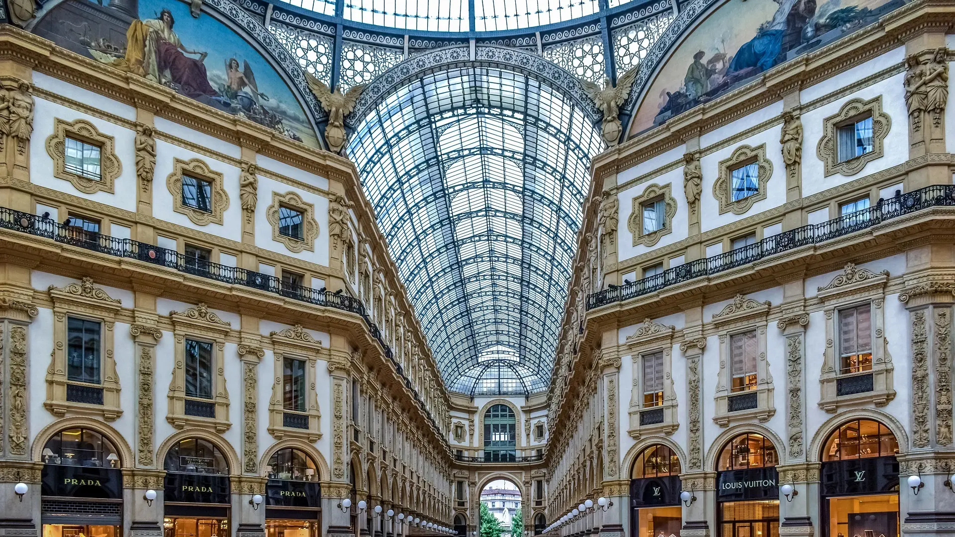 Destinations Articles - Milan - Fabulously Fashionable
