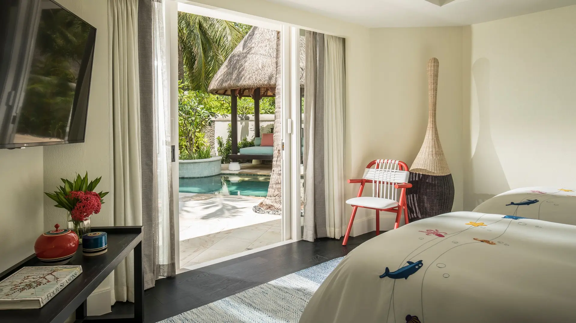 Hotel review Accommodation' - Four Seasons Resort Maldives at Kuda Huraa - 3