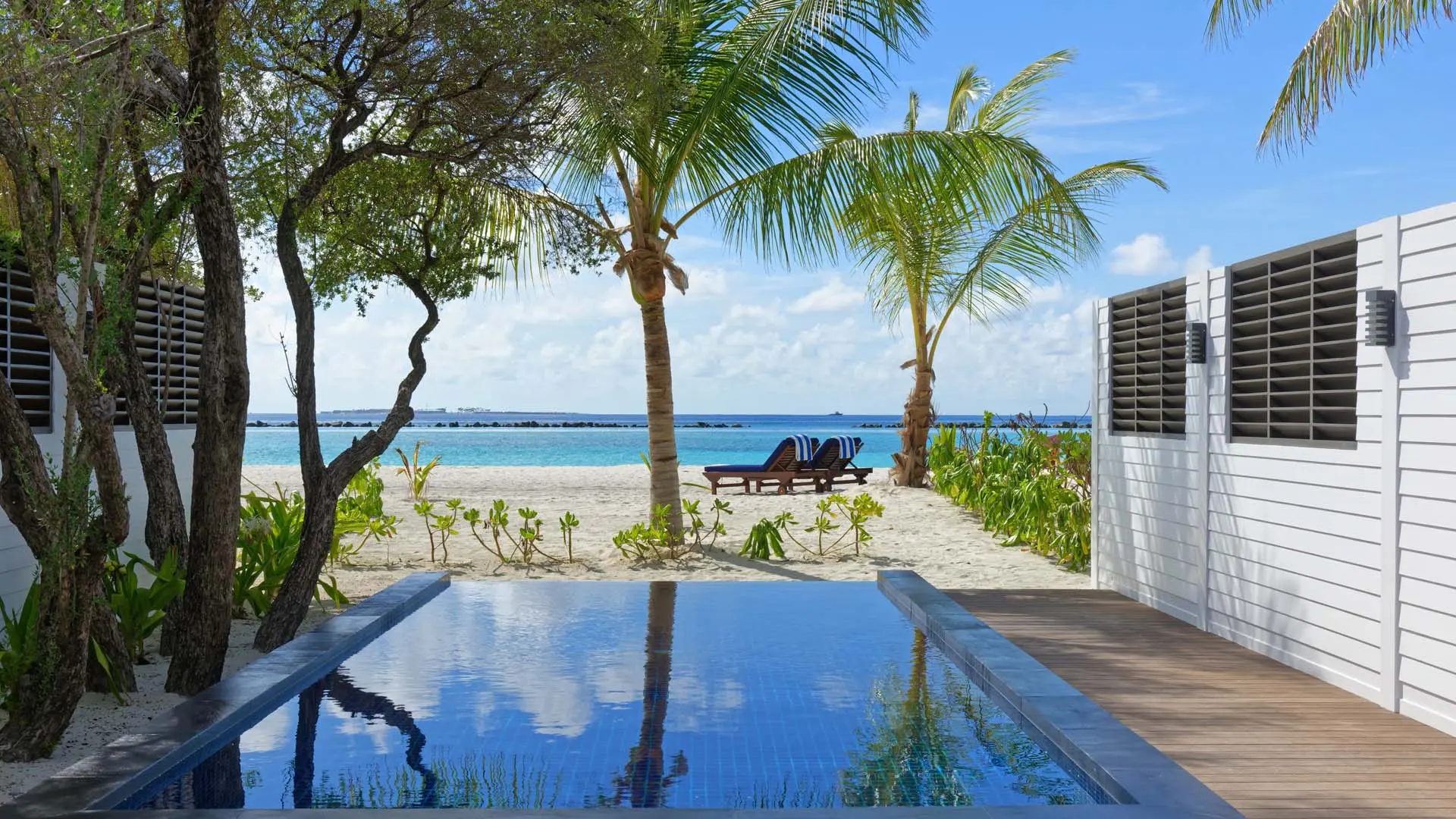 Hotel review Accommodation' - Paradise Island Resort & Spa - 3