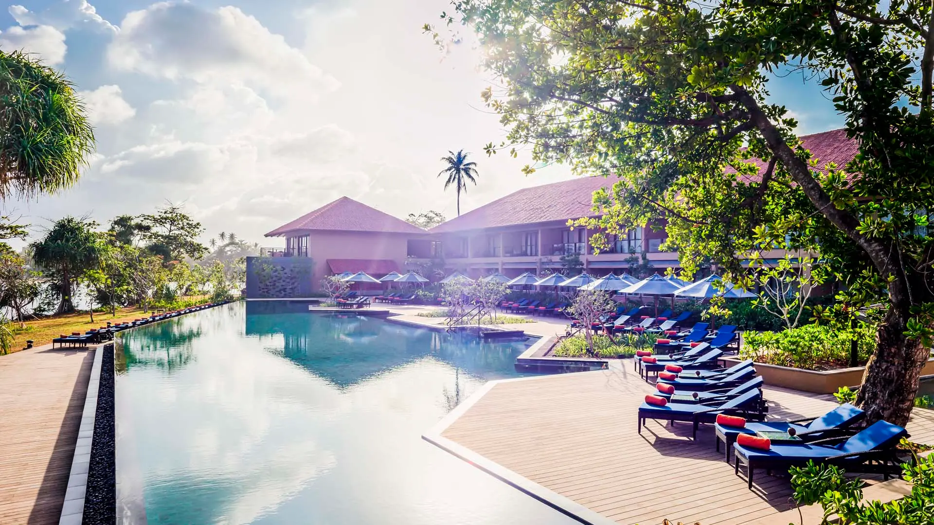 Hotel review Service & Facilities' - Anantara Kalutara Resort - 0