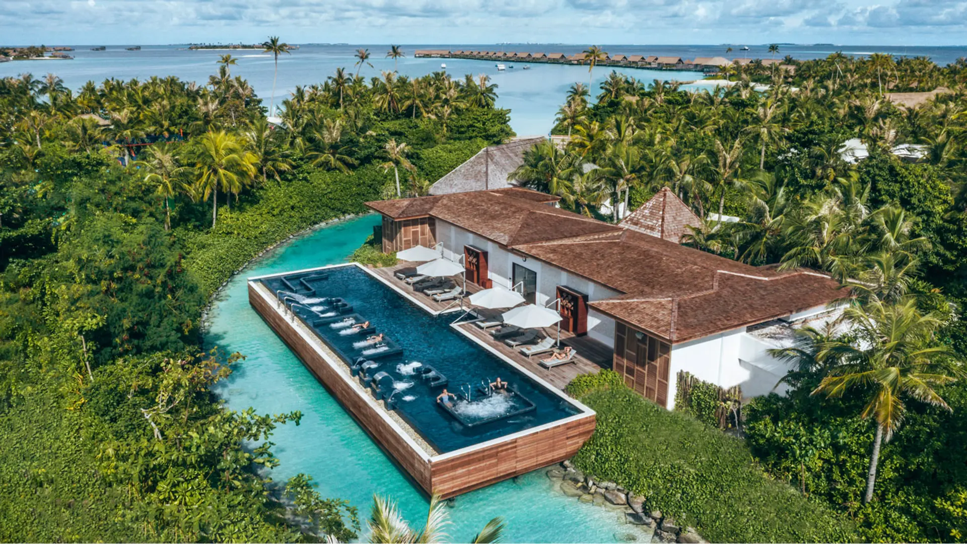 Hotel review Service & Facilities' - Waldorf Astoria Maldives Ithaafushi - 10