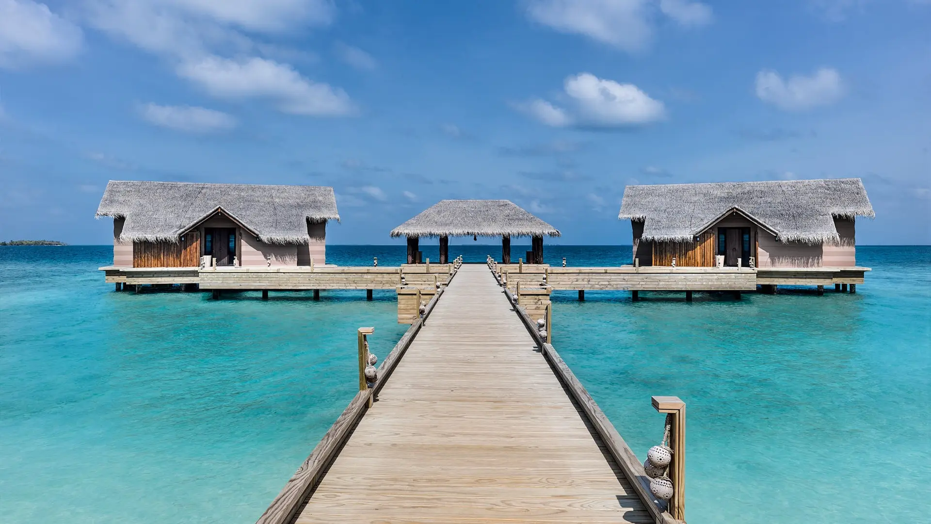 Hotel review Service & Facilities' - JOALI Maldives - 3