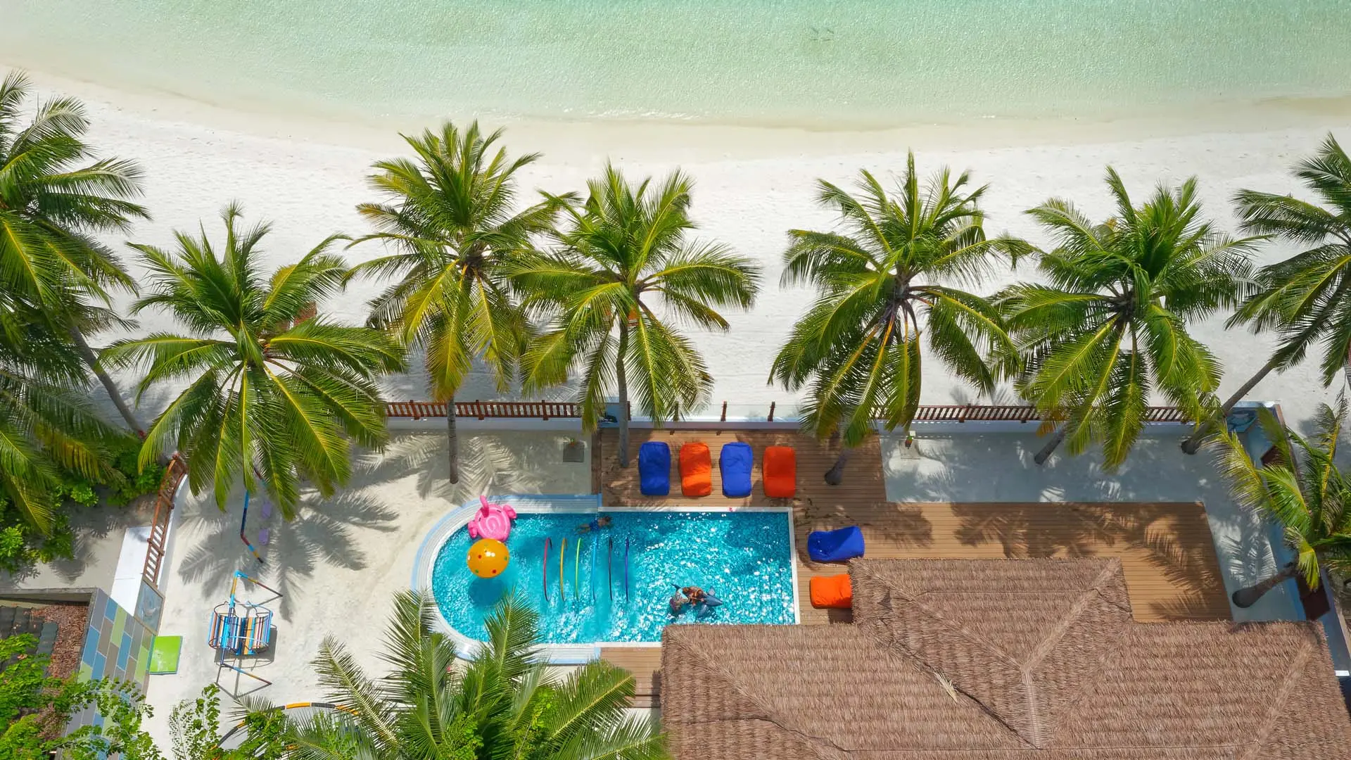Hotel review Service & Facilities' - Paradise Island Resort & Spa - 2