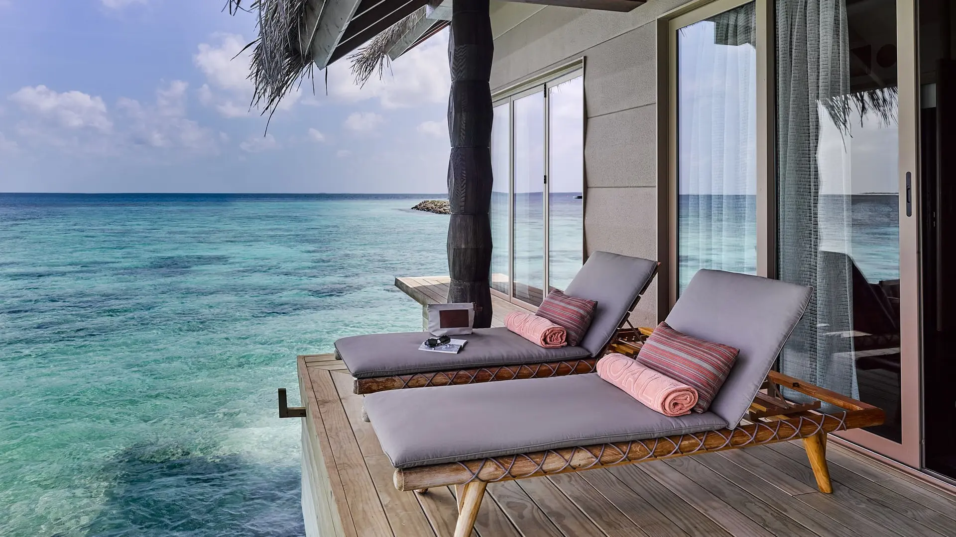 Hotel review Service & Facilities' - JOALI Maldives - 4