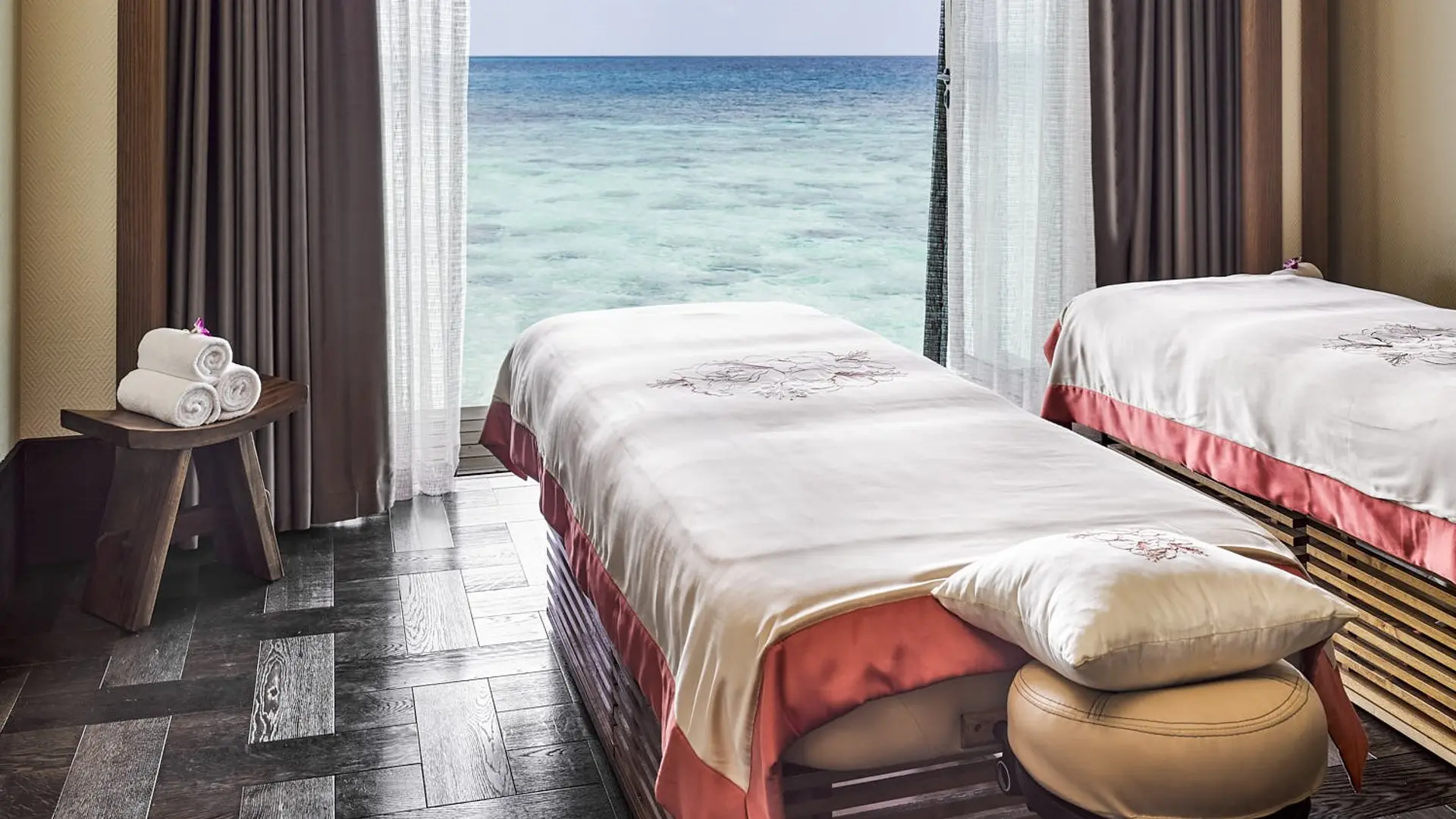 Hotel review Service & Facilities' - JOALI Maldives - 6