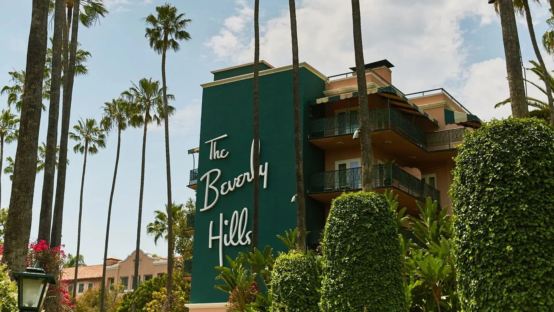 Hotel review Location' - The Beverly Hills Hotel - 1