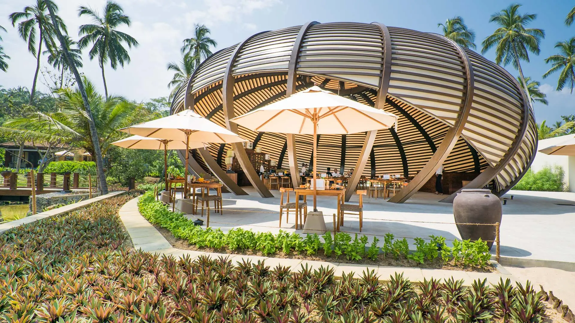 Hotel review Restaurants & Bars' - Anantara Peace Haven Tangalle Resort - 0