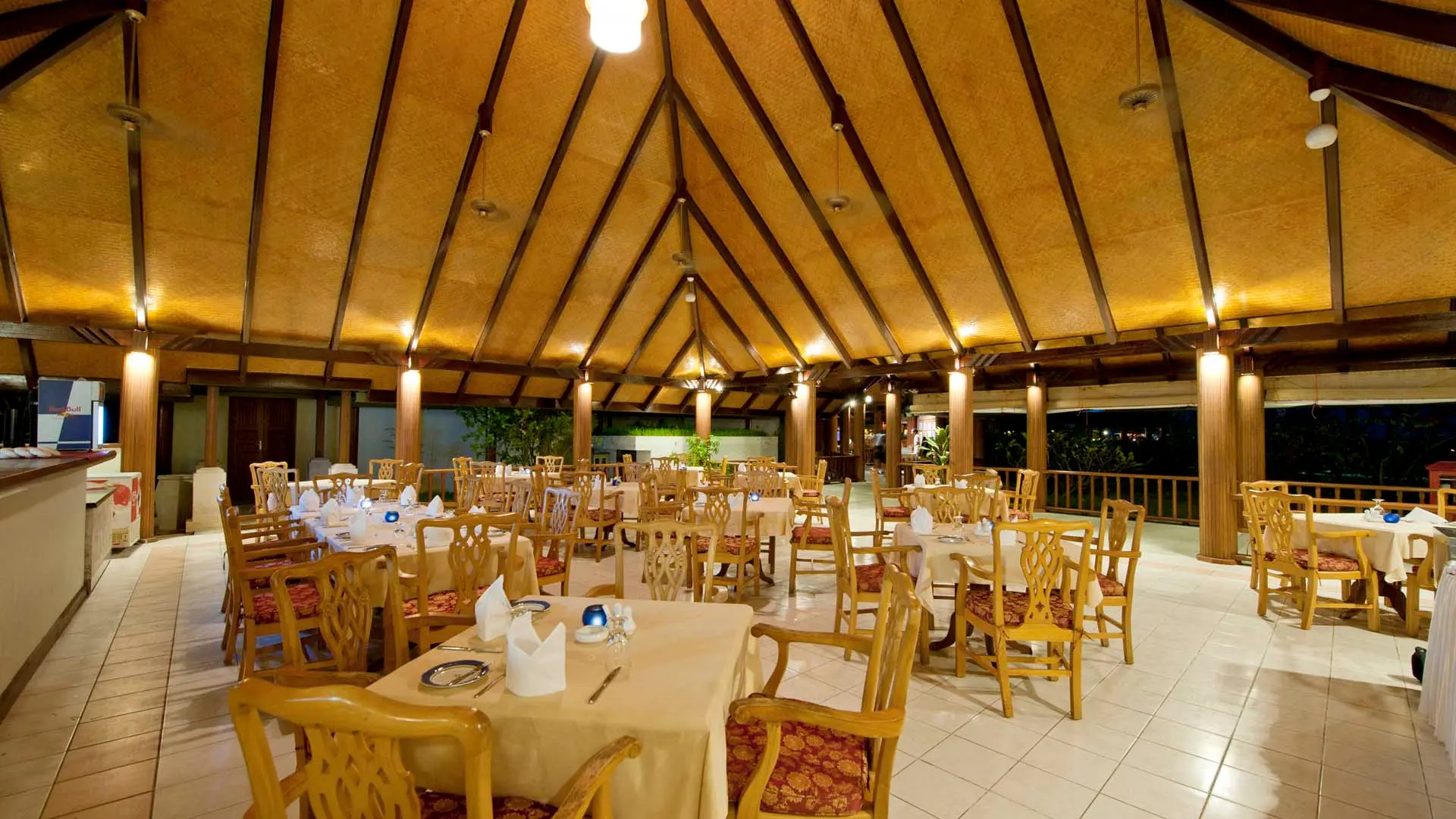 Hotel review Restaurants & Bars' - Paradise Island Resort & Spa - 8