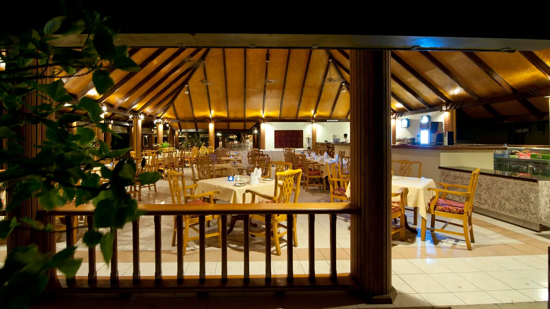 Hotel review Restaurants & Bars' - Paradise Island Resort & Spa - 9