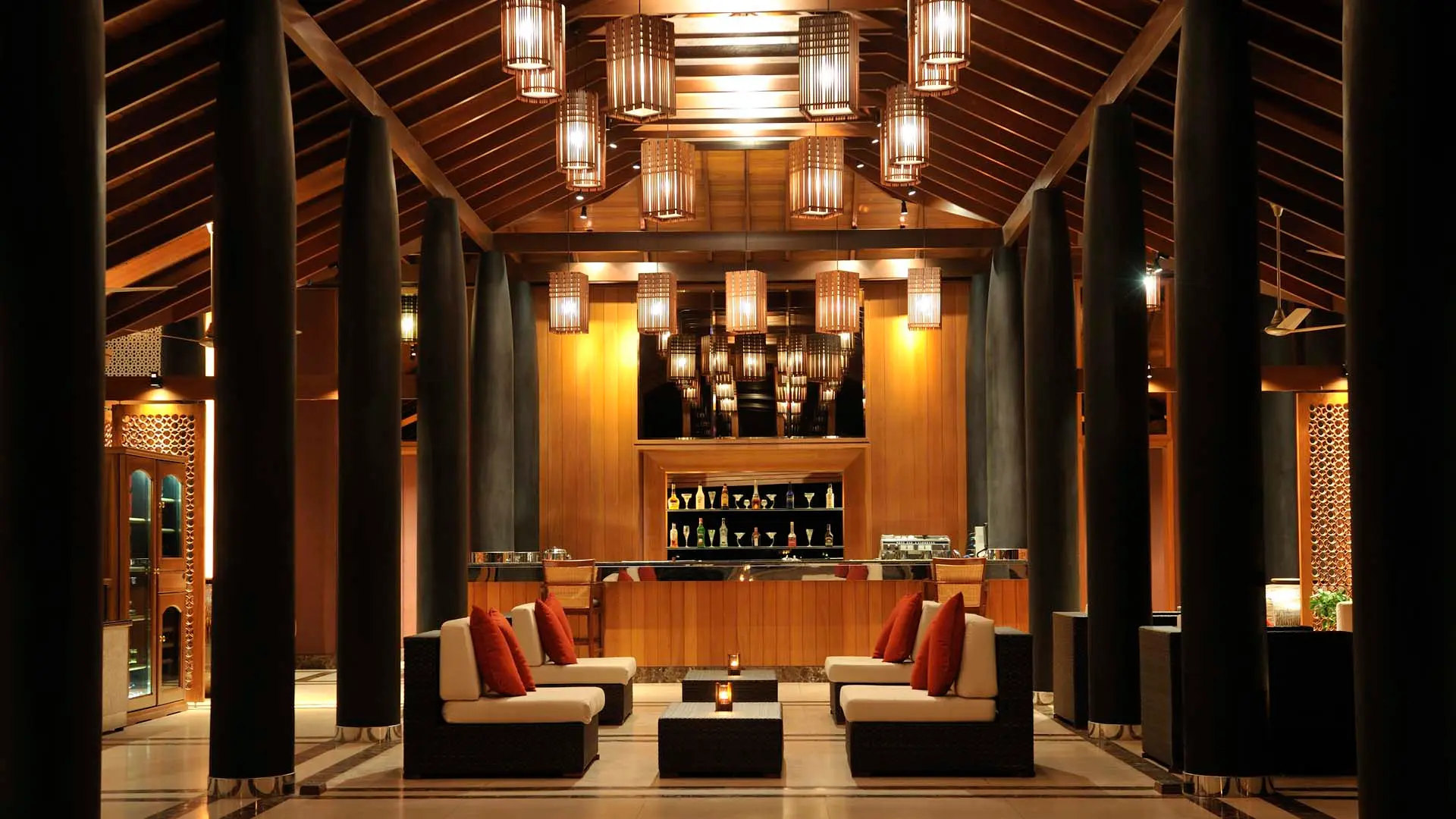 Hotel review Restaurants & Bars' - Paradise Island Resort & Spa - 13